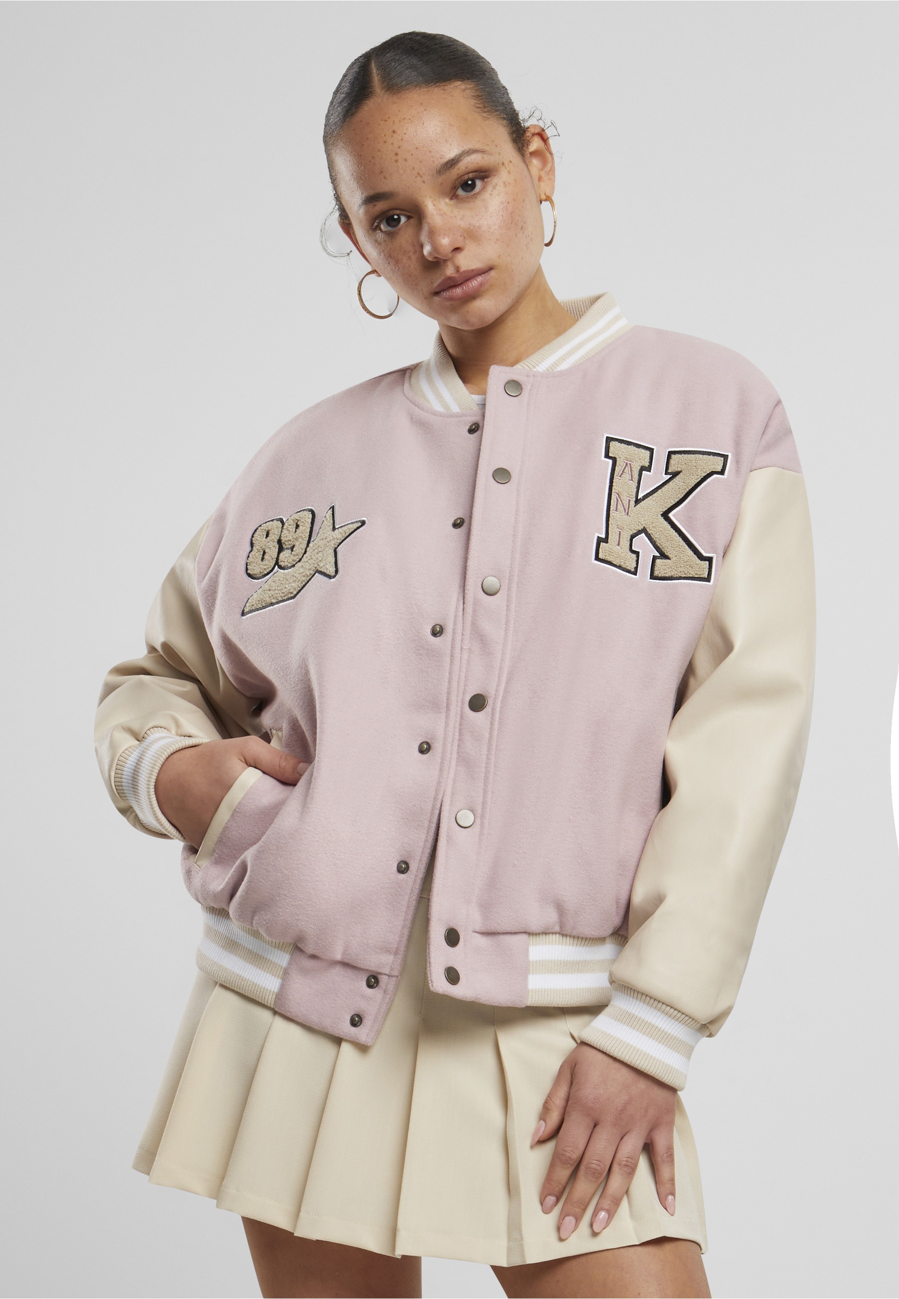 Karl Kani Collegejacke »Karl Kani Karl Kani Retro Patch Star Logo OS College Jacket« 1 Stk. tlg. ohne Kapuze