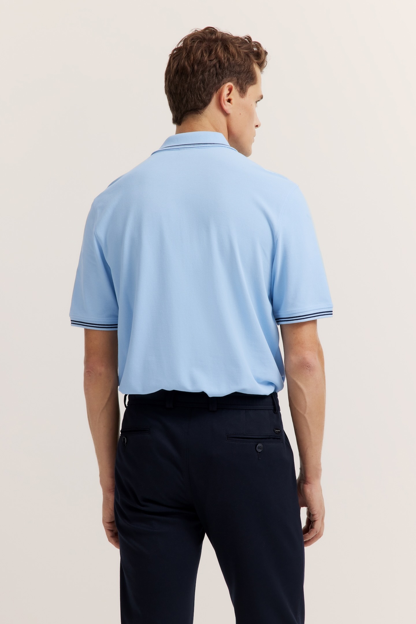 bugatti Poloshirt, mit Kontraststreifen und Bruststickerei