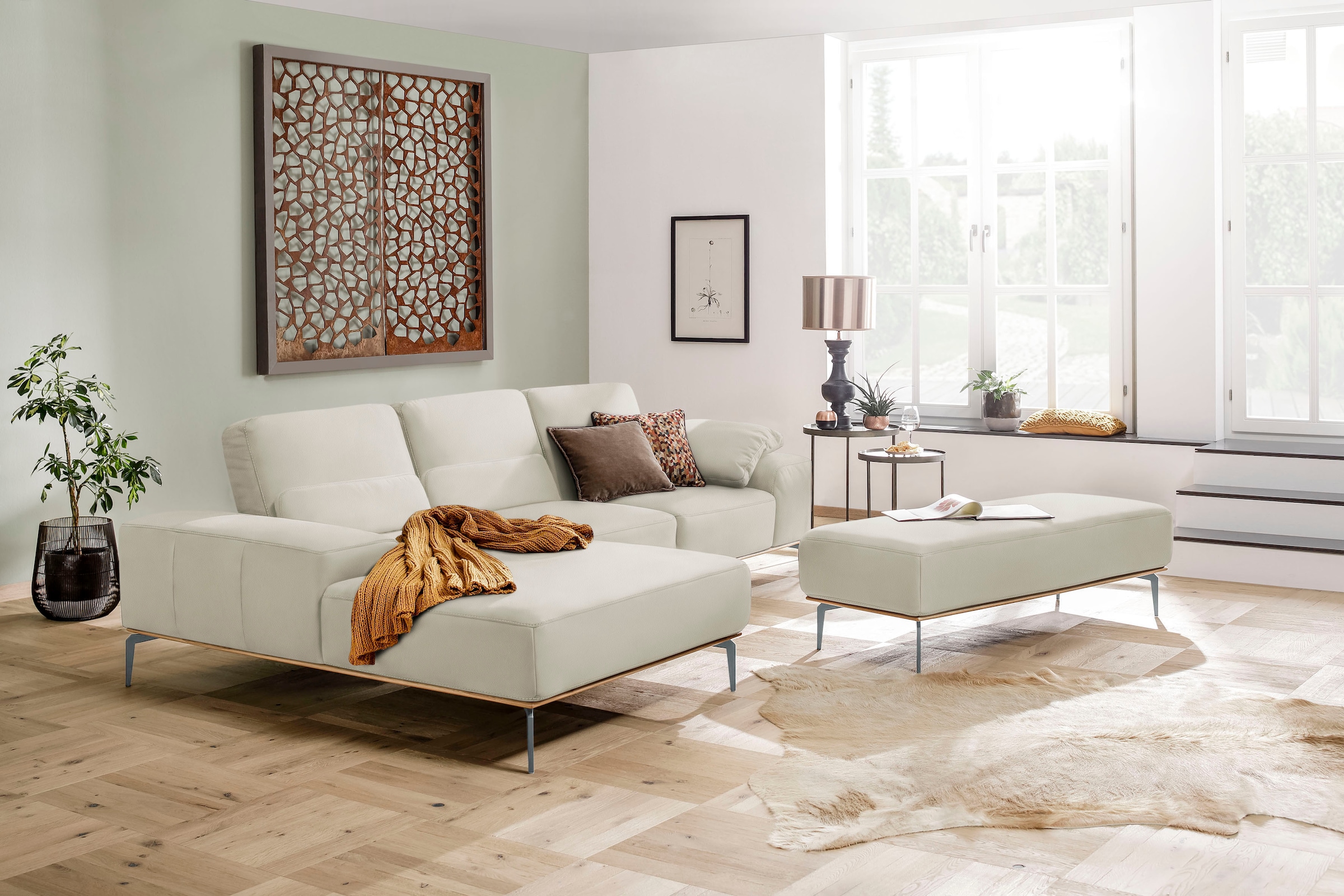 W.SCHILLIG Ecksofa »run, Designsofa mit tollem Sitzkomfort, bequem, L-Form«, mit elegantem Holzsockel, Füße in Silber matt, Breite 299 cm