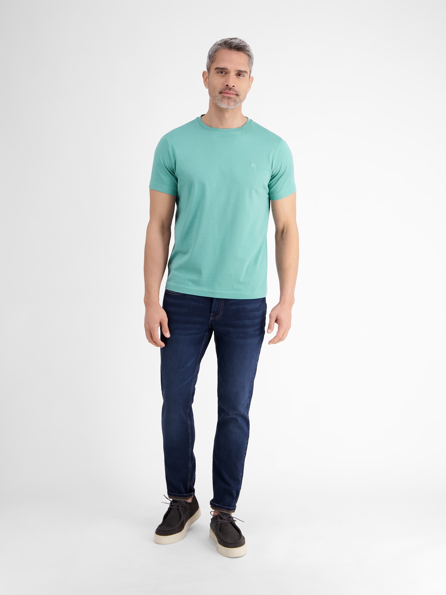 LERROS T-Shirt »LERROS Basic T-Shirt mit Logostitck, unifarben«