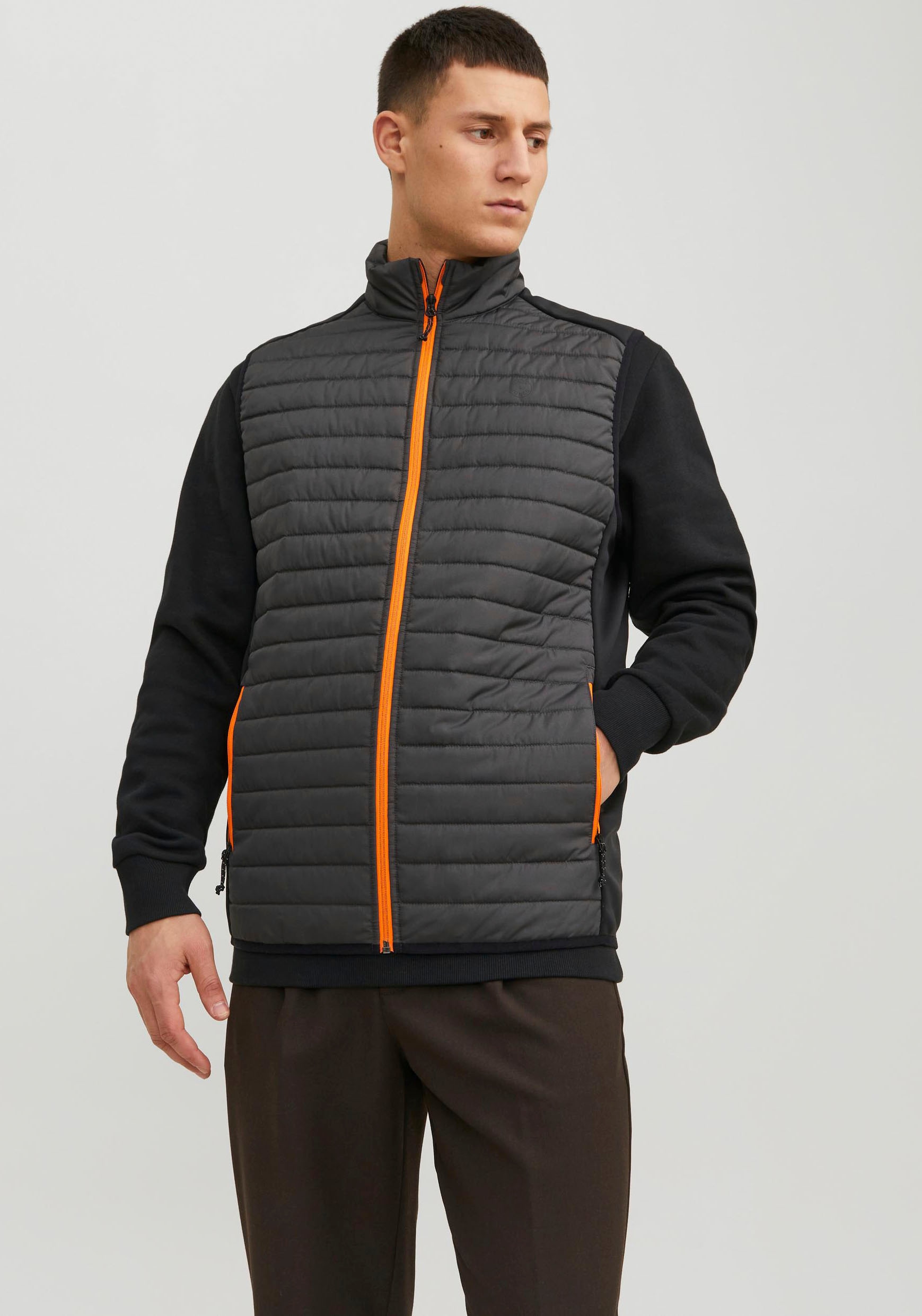 Jack & Jones Jack & Jones Dygsniuota liemenė »JJEMU...