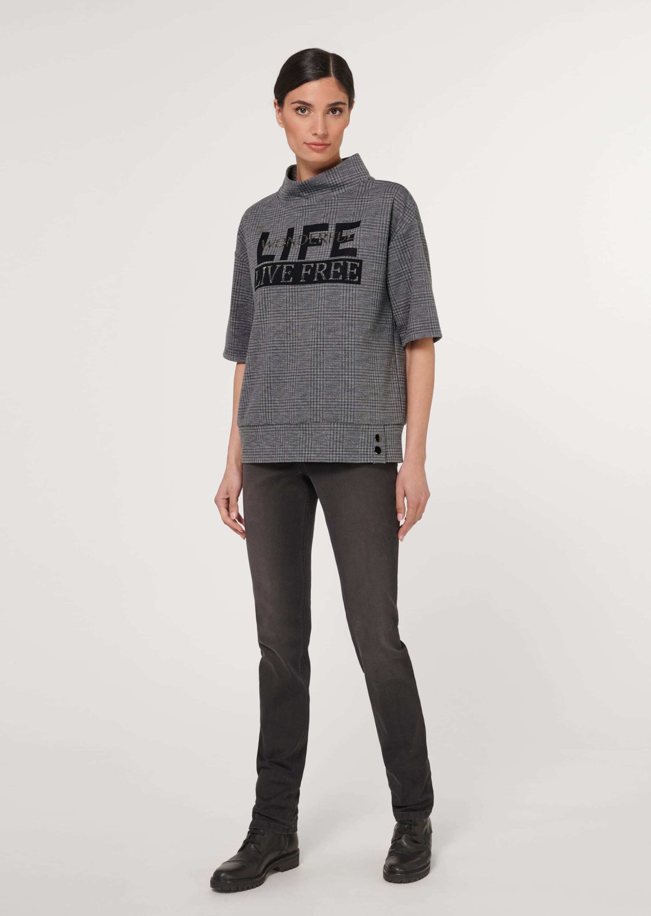 MADELEINE Kurzarmshirt »Sweatshirt Halbarm-Sweatshirt mit Print und Ziersteinen«