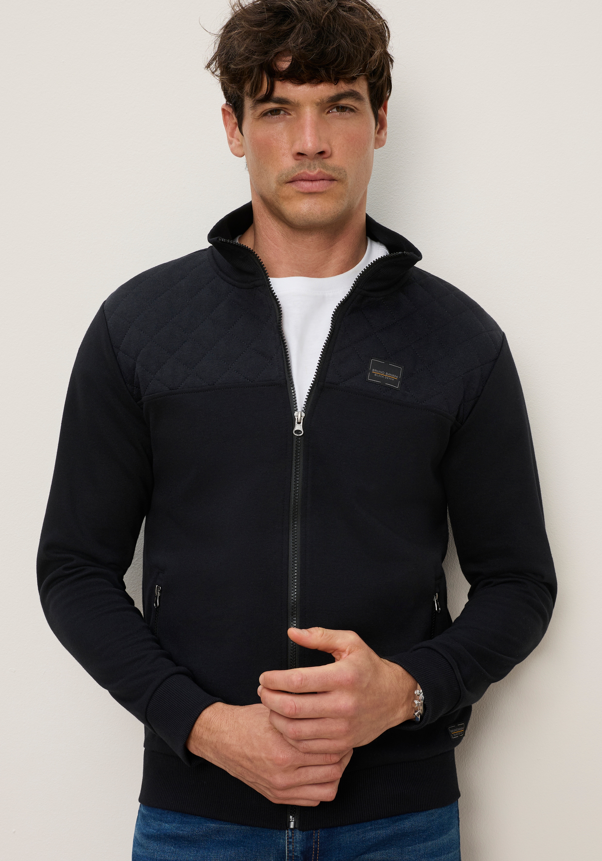 Bruno Banani Sweatjacke mit Karosteppung im oberen Bereich