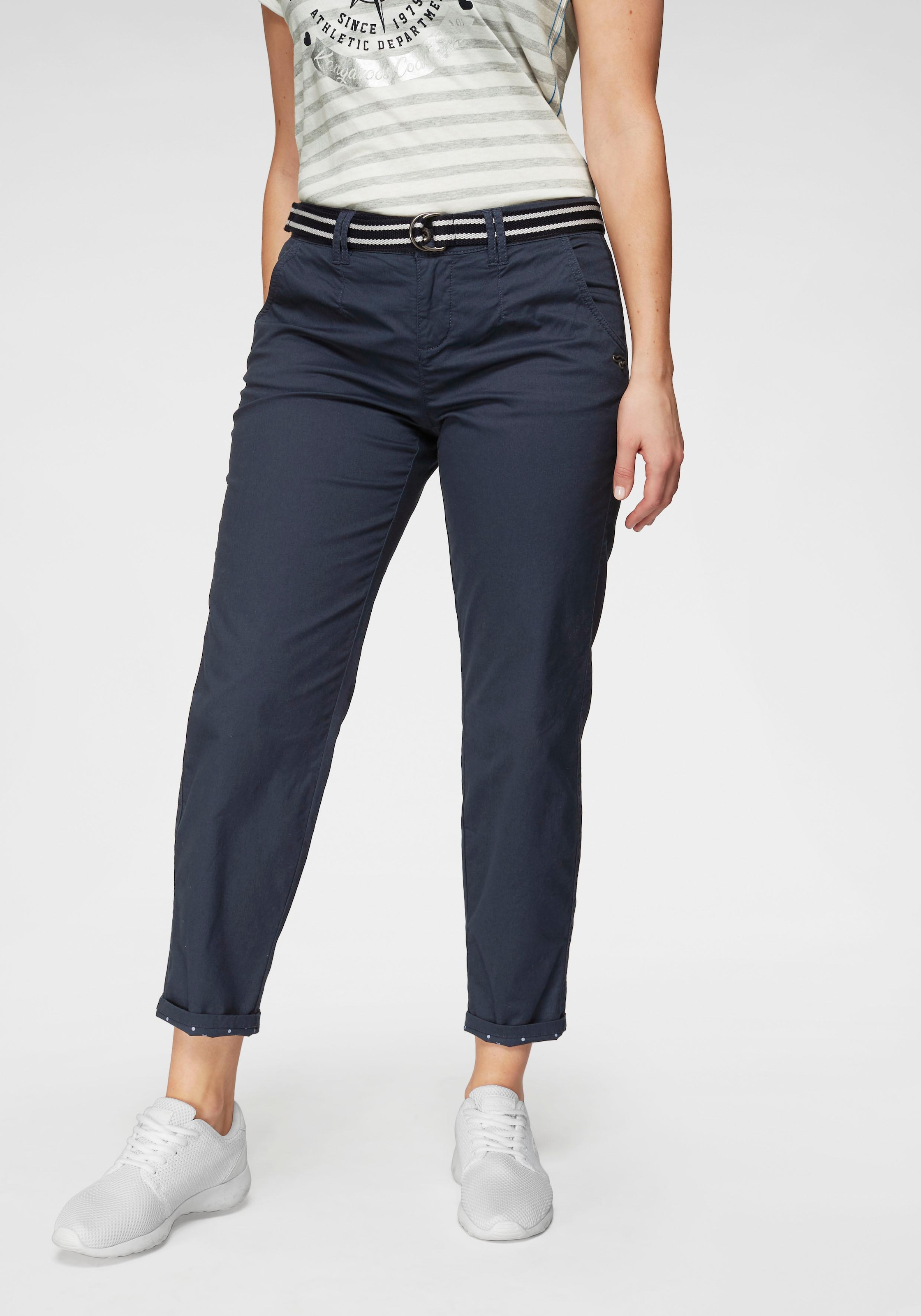 KangaROOS Chinohose inkl. Gürtel und Sterne Print am Saum günstig online kaufen