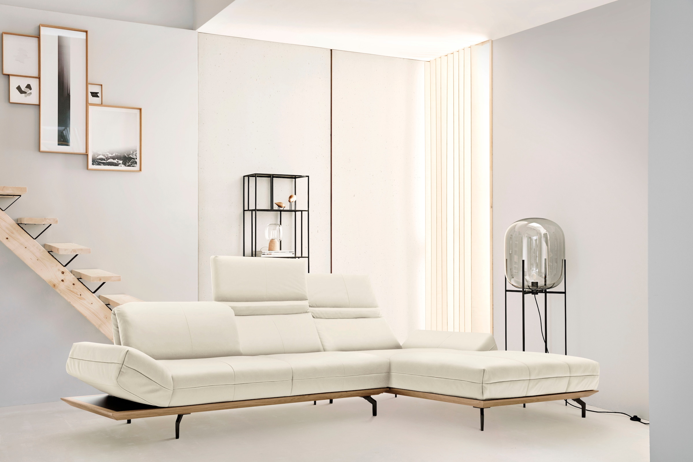 Creation BY ROLF BENZ Ecksofa "CR.420, Designecksofa, bequem, verstellbare Rückenlehne, L-Form" in 2 Qualitäten, Holzrahmen in Eiche Natur oder Nußbaum, Breite 313 cm