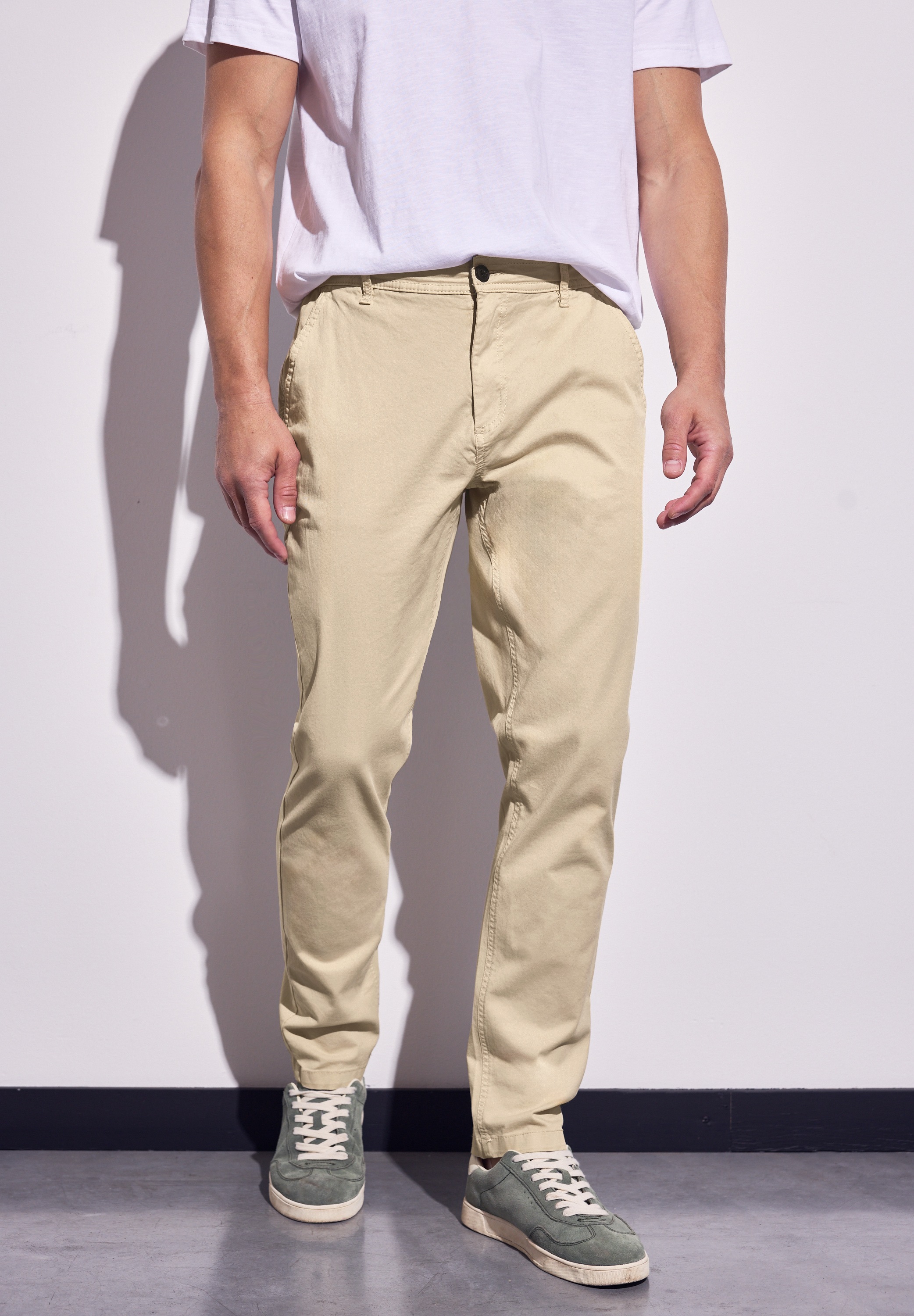 STREET ONE MEN Chinohose, aus Baumwolle mit Stretchanteil günstig online kaufen