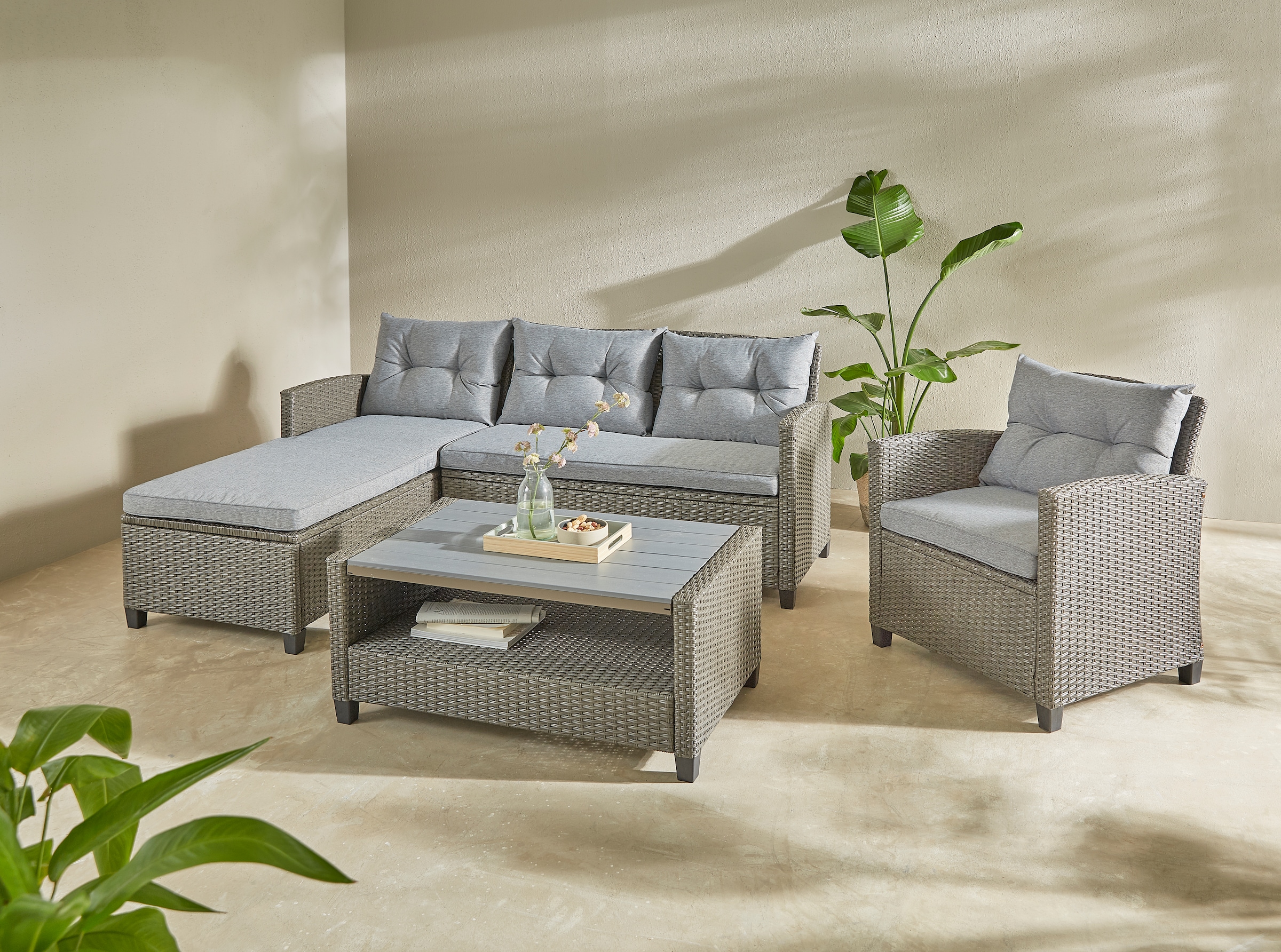 KONIFERA Gartenlounge-Set "Cordoba" Set, 2x Bank, 1x Sessel, 1x Tisch 90x55 günstig online kaufen