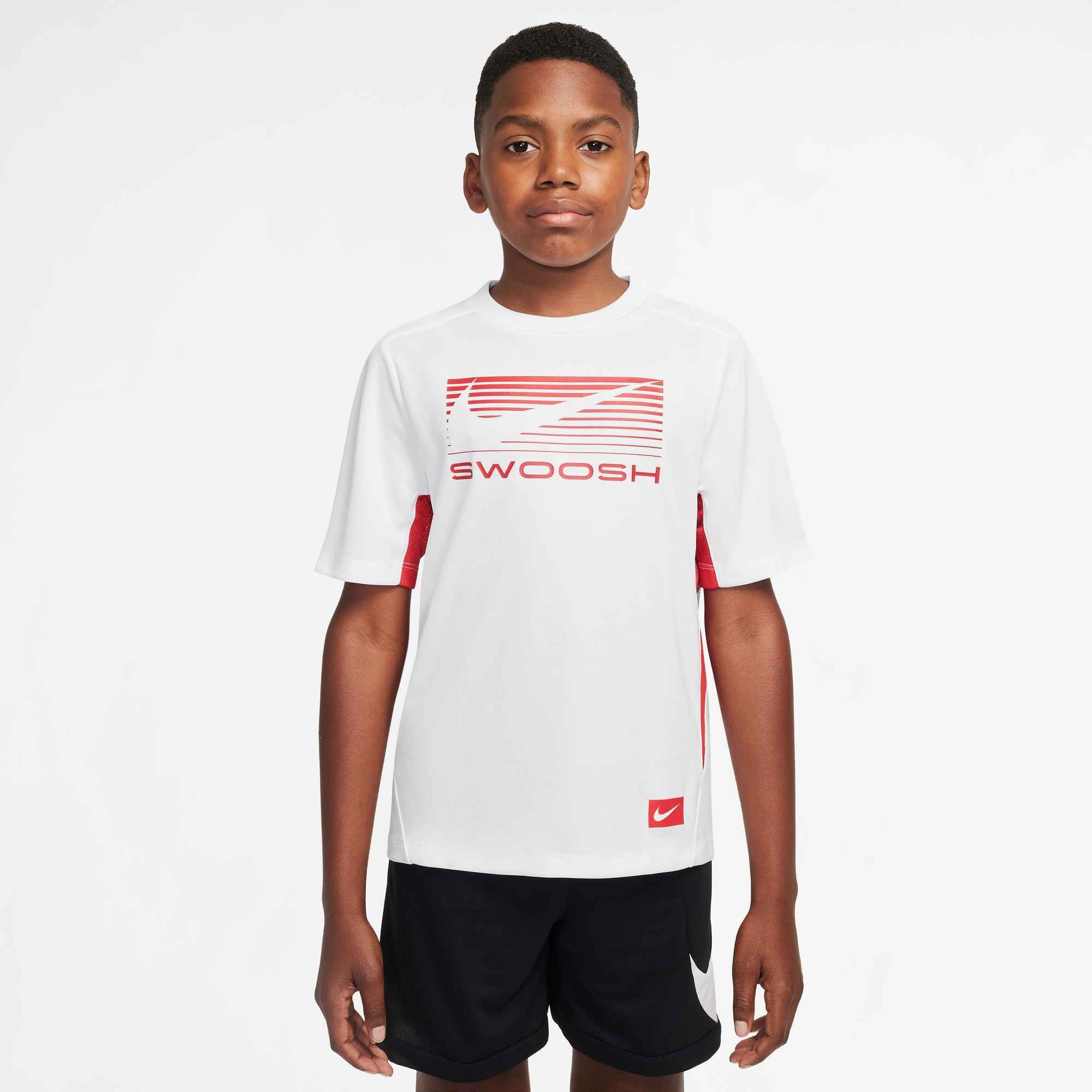 Nike T-Shirt »B NK DF MULTI SS TOP GX LOVE« für Jugendliche, sportlicher Stil, für Freizeit und Aktivitäten