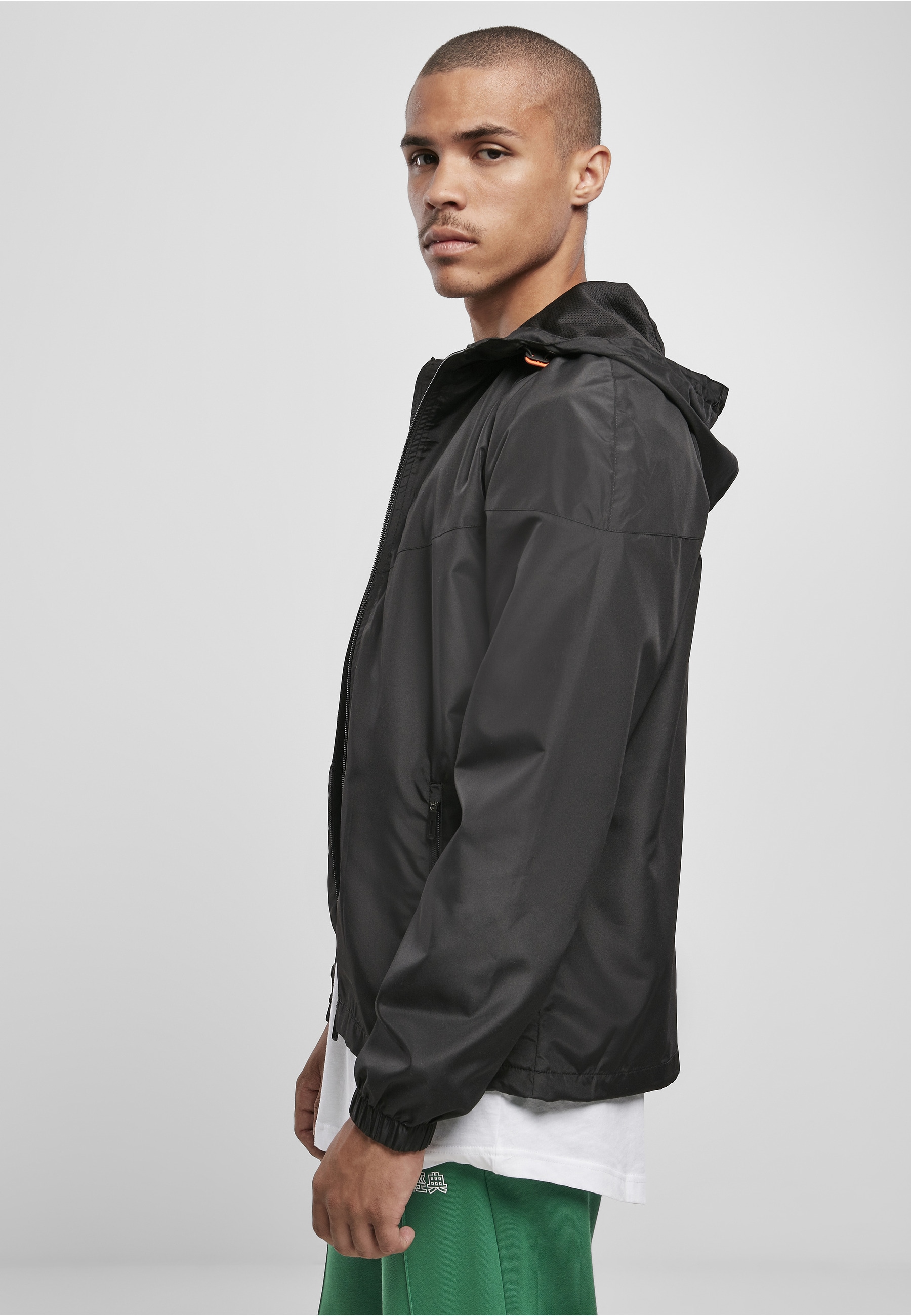 URBAN CLASSICS Allwetterjacke »Urban Classics Herren Recycled Windrunner« 1 Stk. tlg. mit Kapuze