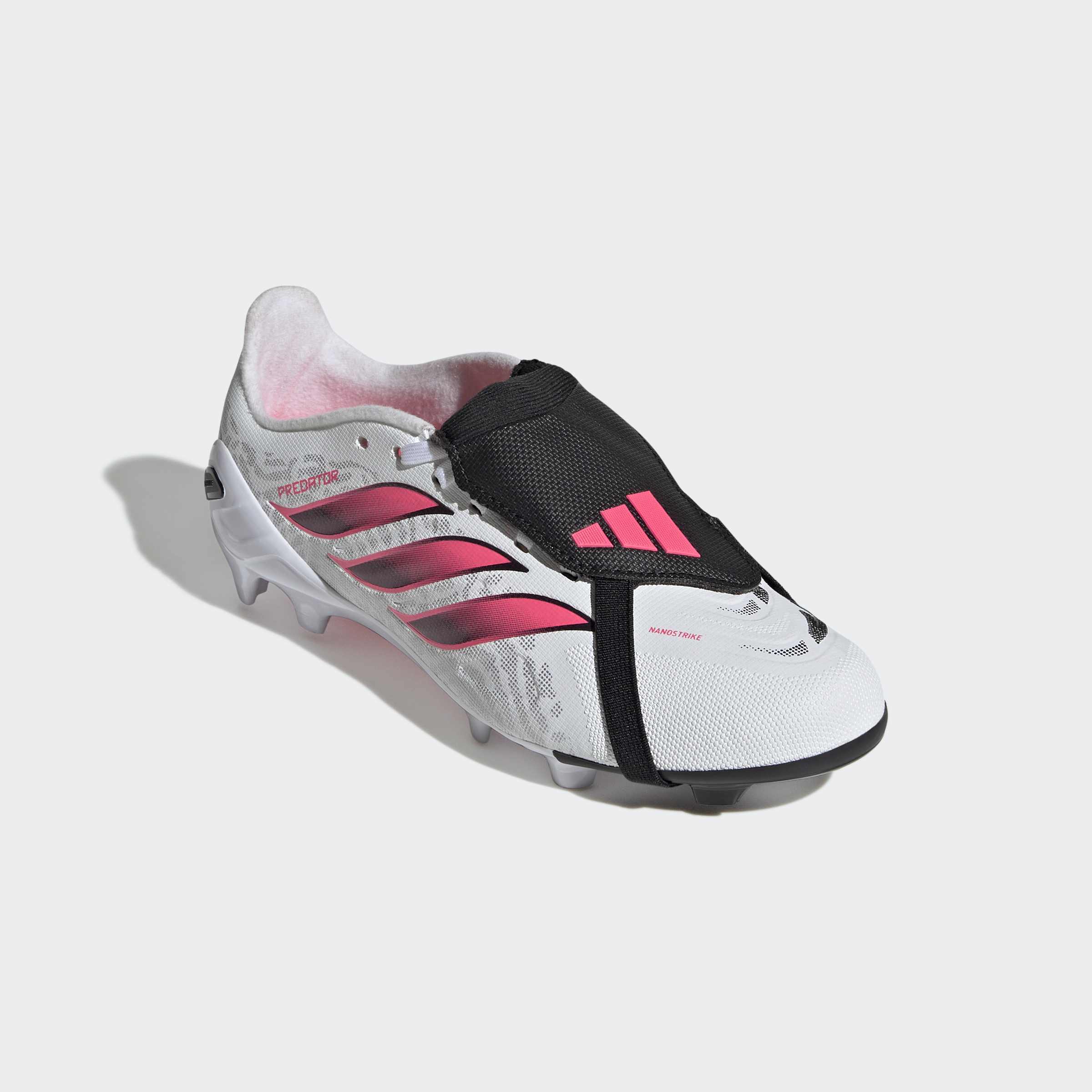 adidas Performance Fußballschuh "PREDATOR LEAGUE KIDS, FESTE BÖDEN, UMSCHLAGBARE ZUNGE" für Rasen und feste Böden, Jugendliche & Kinder, gespielt bei der WM