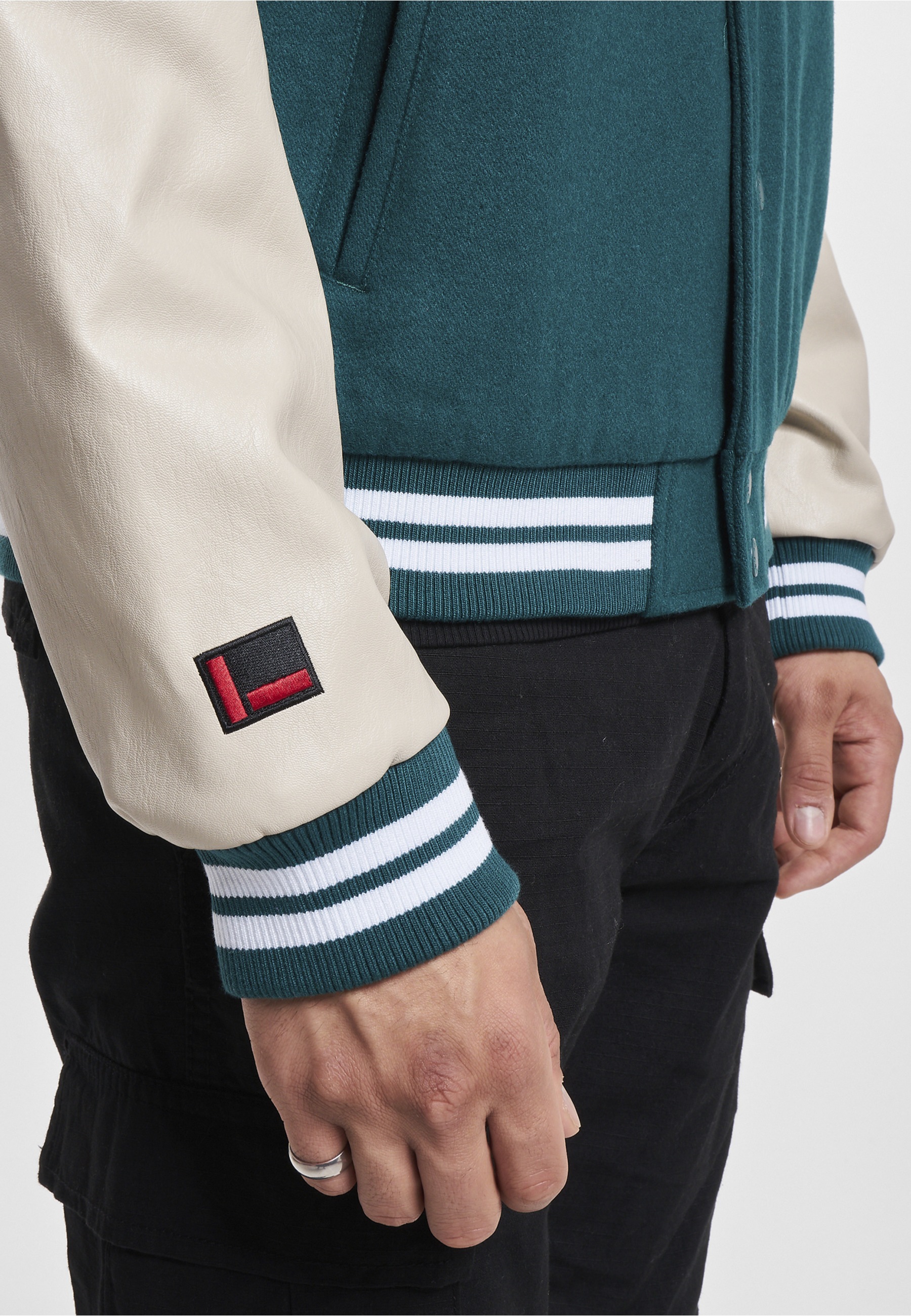 Fubu Bomberjacke »Fubu Herren FM233-009-2 FUBU College Varsity Jacket« 1 Stk. tlg. ohne Kapuze