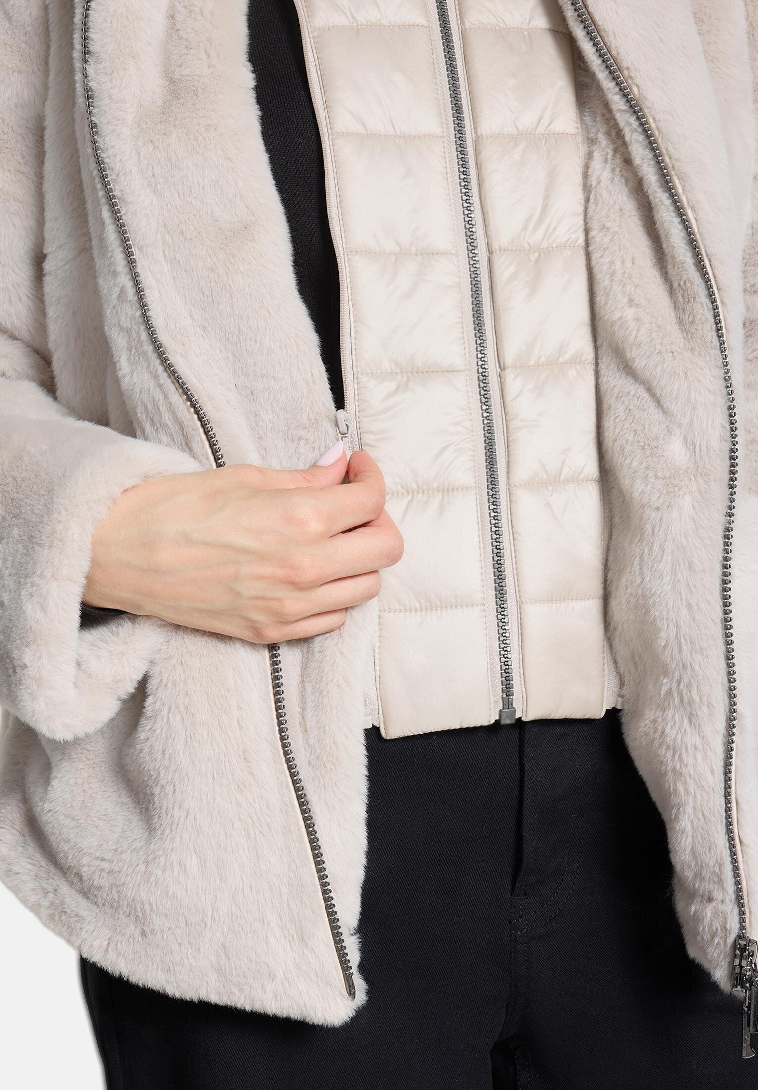 Amber & June Plüschjacke »Damen mit abnehmbarem Westenteil« mit Kapuze