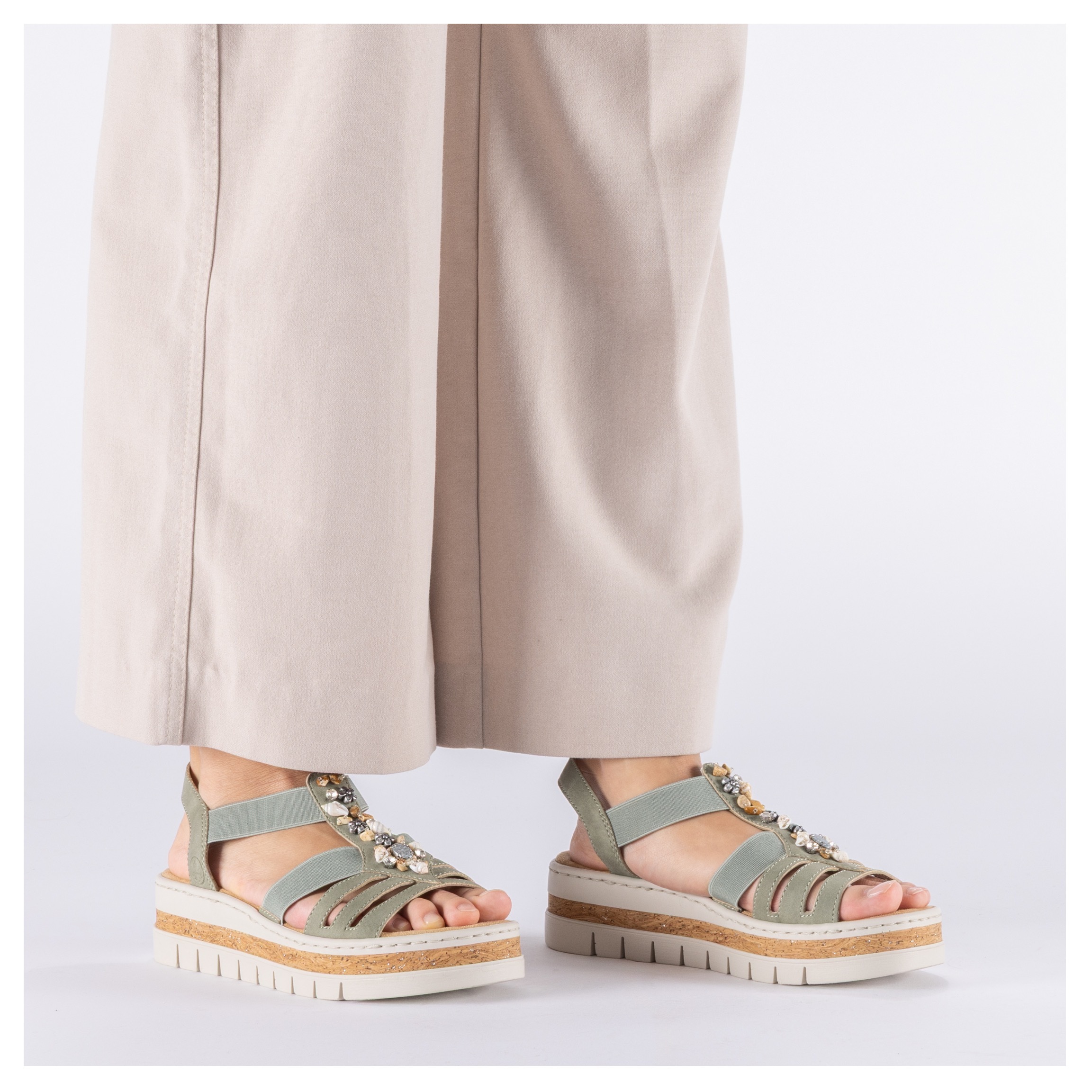 Rieker Keilsandalette  Keilsandalette, Plateausandale, Sommerschuh mit Verzierung