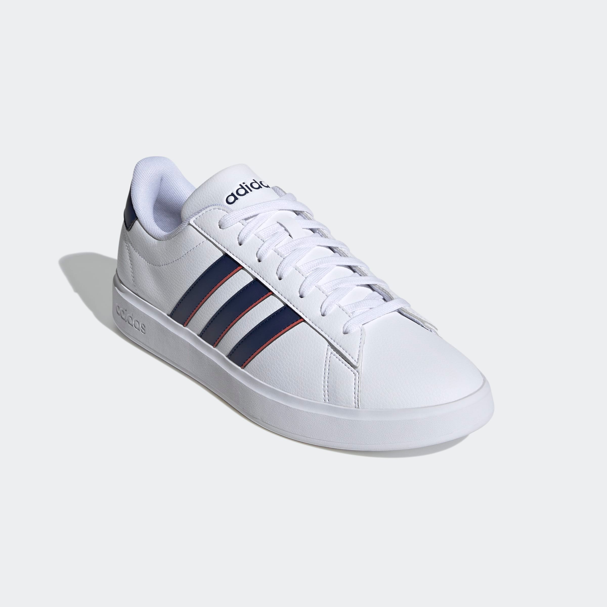 adidas Sportswear Sneaker »GRAND COURT CLOUDFOAM COMFORT«, Design auf den Spuren des adidas Superstar