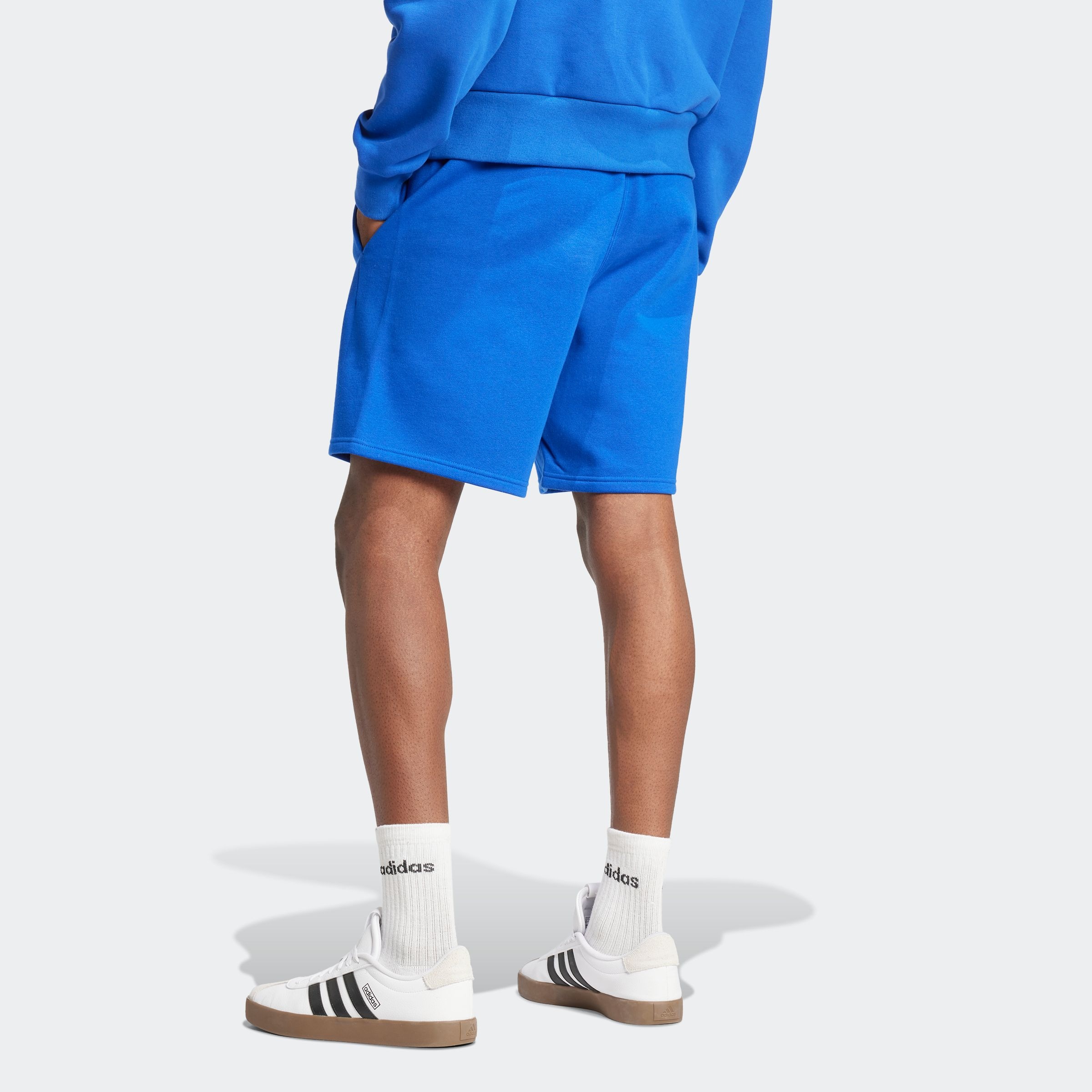 adidas Sportswear Shorts »M A SZN FL SHO«, (1 tlg.)