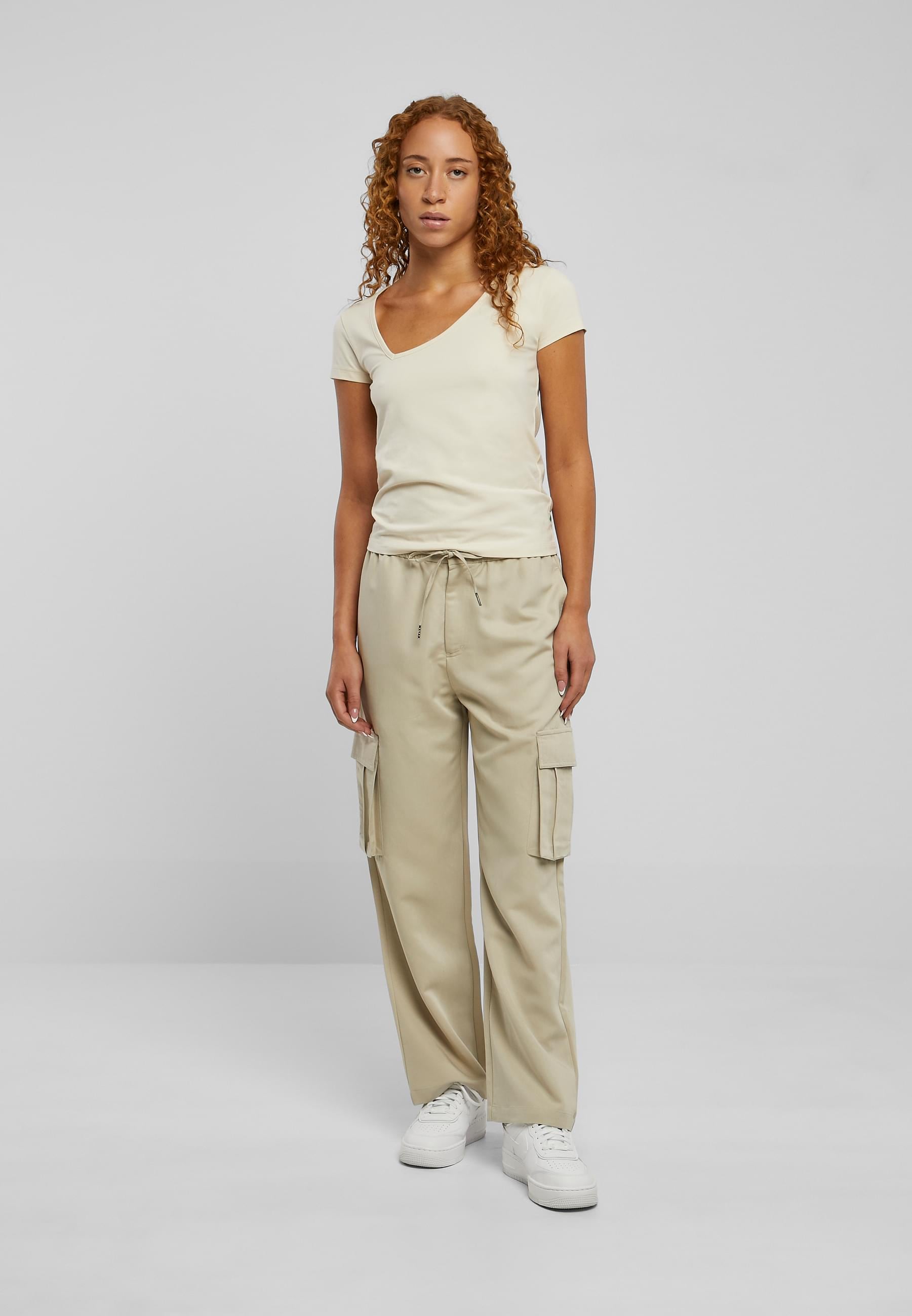 URBAN CLASSICS T-Shirt »Urban Classics Damen Ladies Organic Asymmetric Neckline Tee«, (1 tlg.)