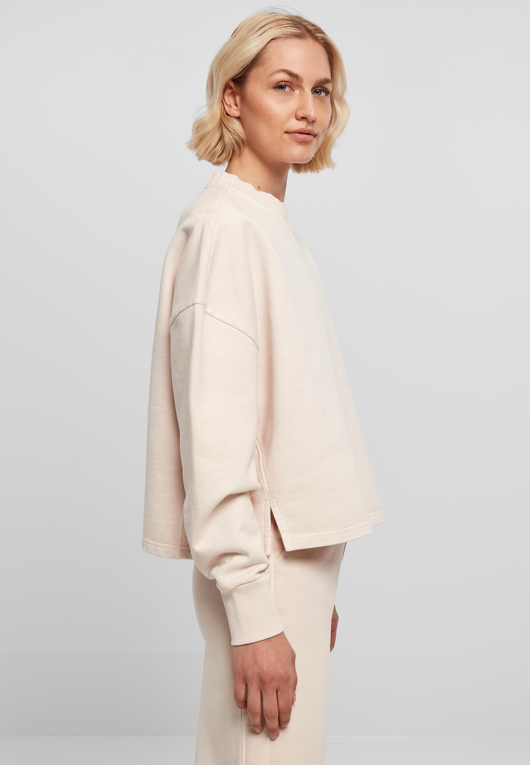 URBAN CLASSICS Sweater »Urban Classics Damen Ladies Heavy Terry Garment Dye Crewneck«, (1 tlg.)