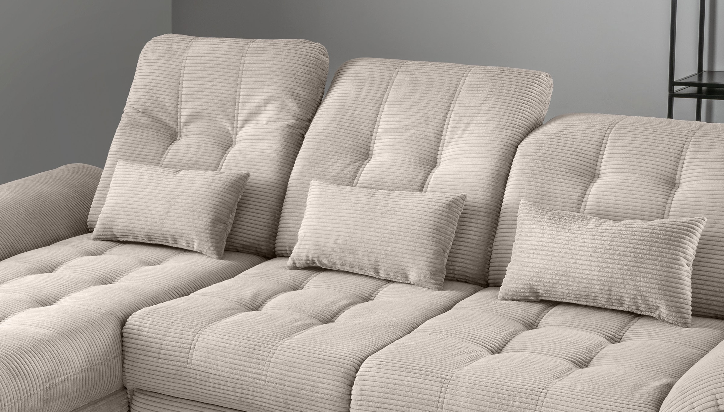 Home affaire Ecksofa »Lazio modern und bequem, schmale Armlehnen, tolle Detailverarbeitung« zwei verschiedene Fußfarben wählbar