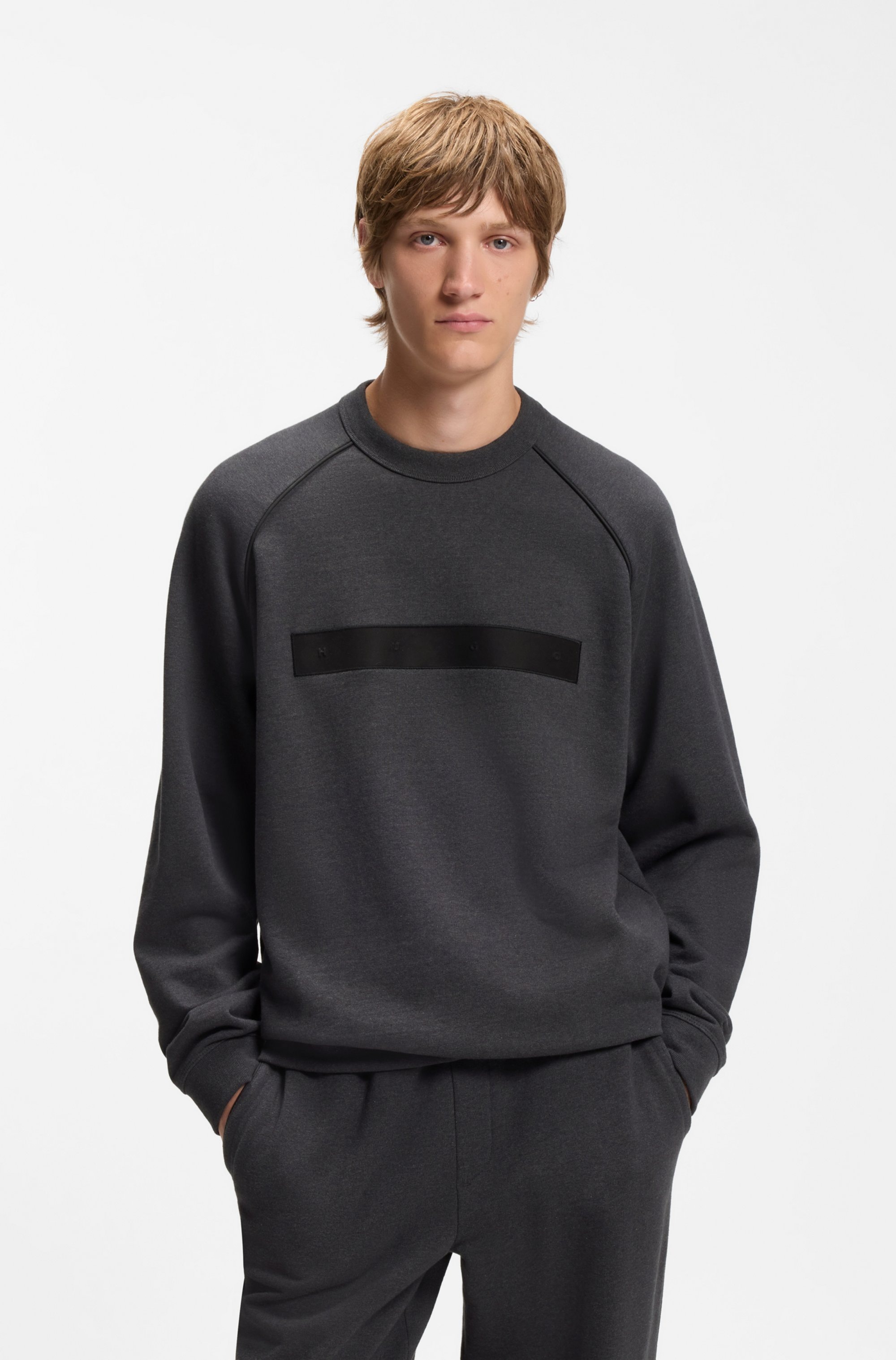 HUGO Sweatshirt "Dalim", Rundhalsausschnitt, Relaxed Fit, großer Badge