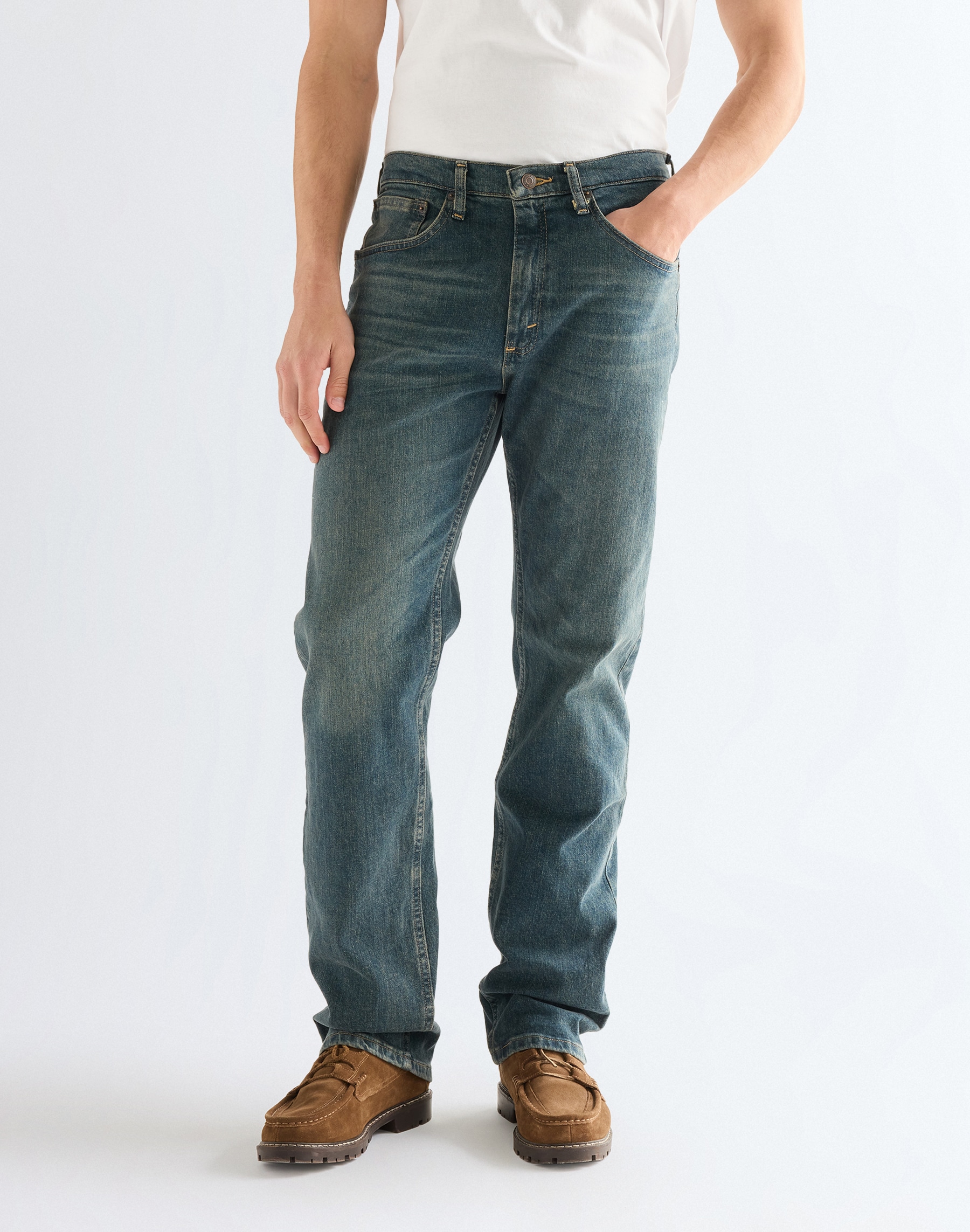 Wrangler Straight-Jeans "Foundation" aus elastischer Baumwollmischung