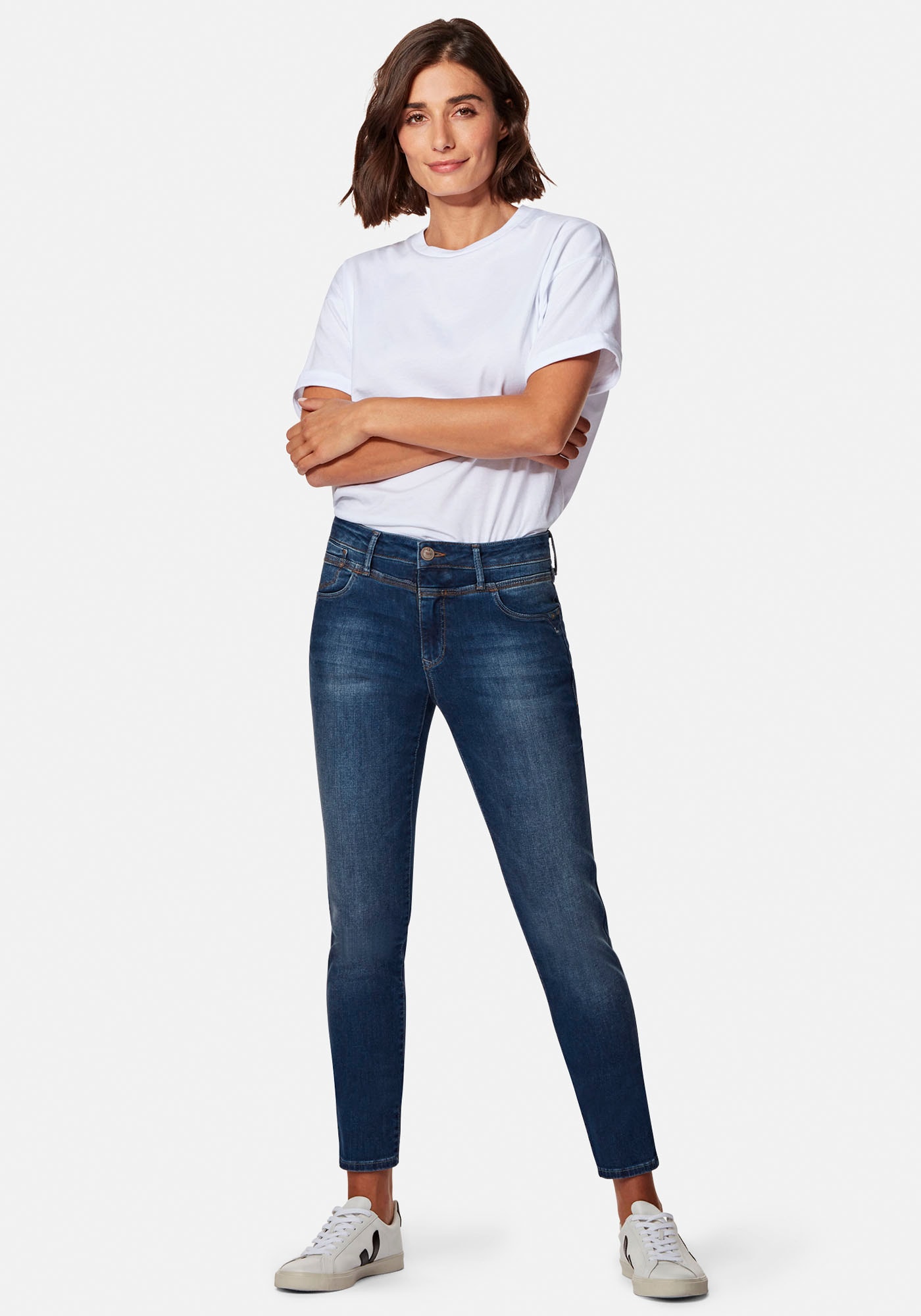 Mavi Slim-fit-Jeans »SOPHIE-MA«, aus angenehm weicher Denimqualität mit hoher Formstabilität