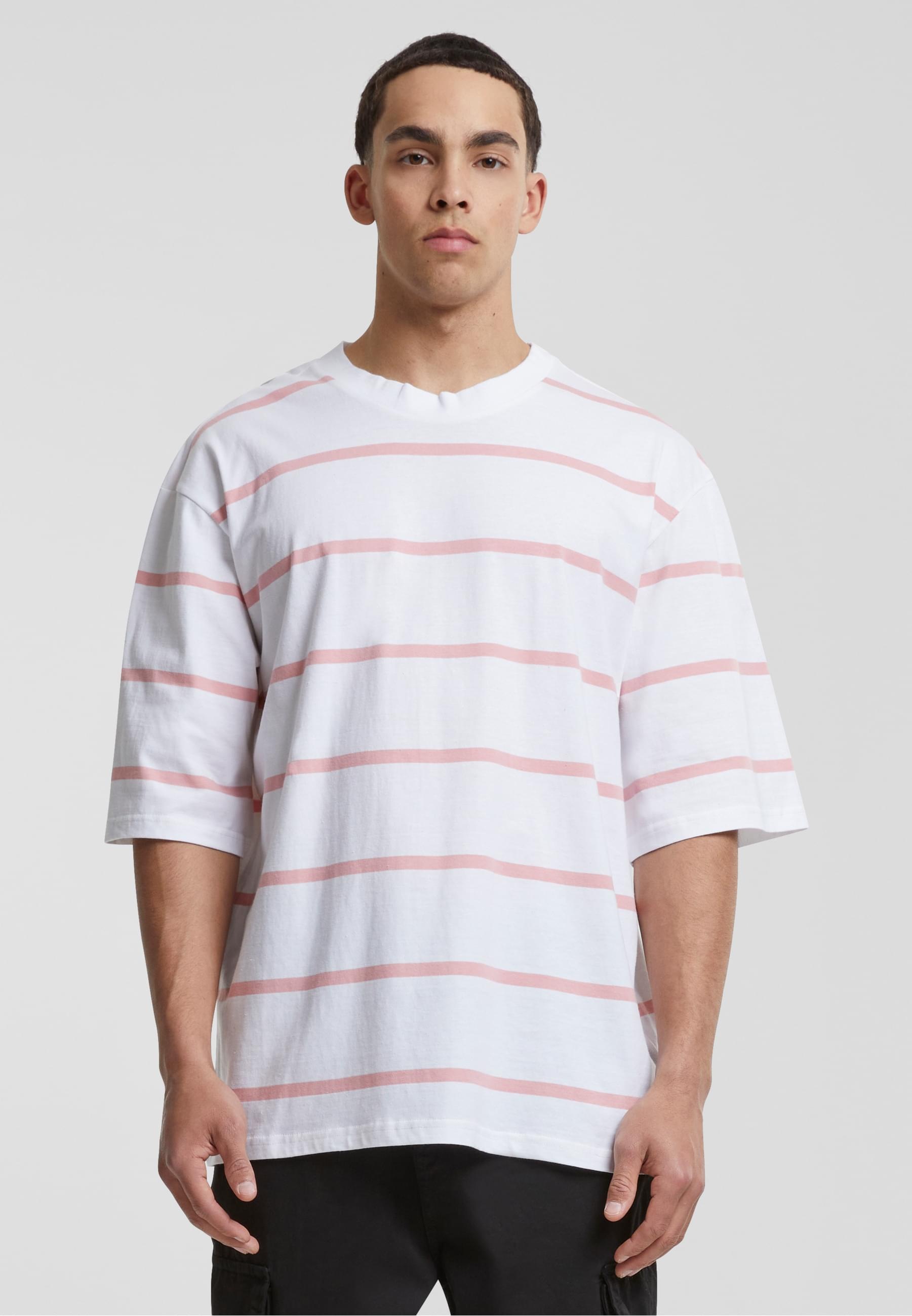 URBAN CLASSICS T-Shirt »Urban Classics Herren Oversized Sleeve Modern Stripe Tee«, (1 tlg.)