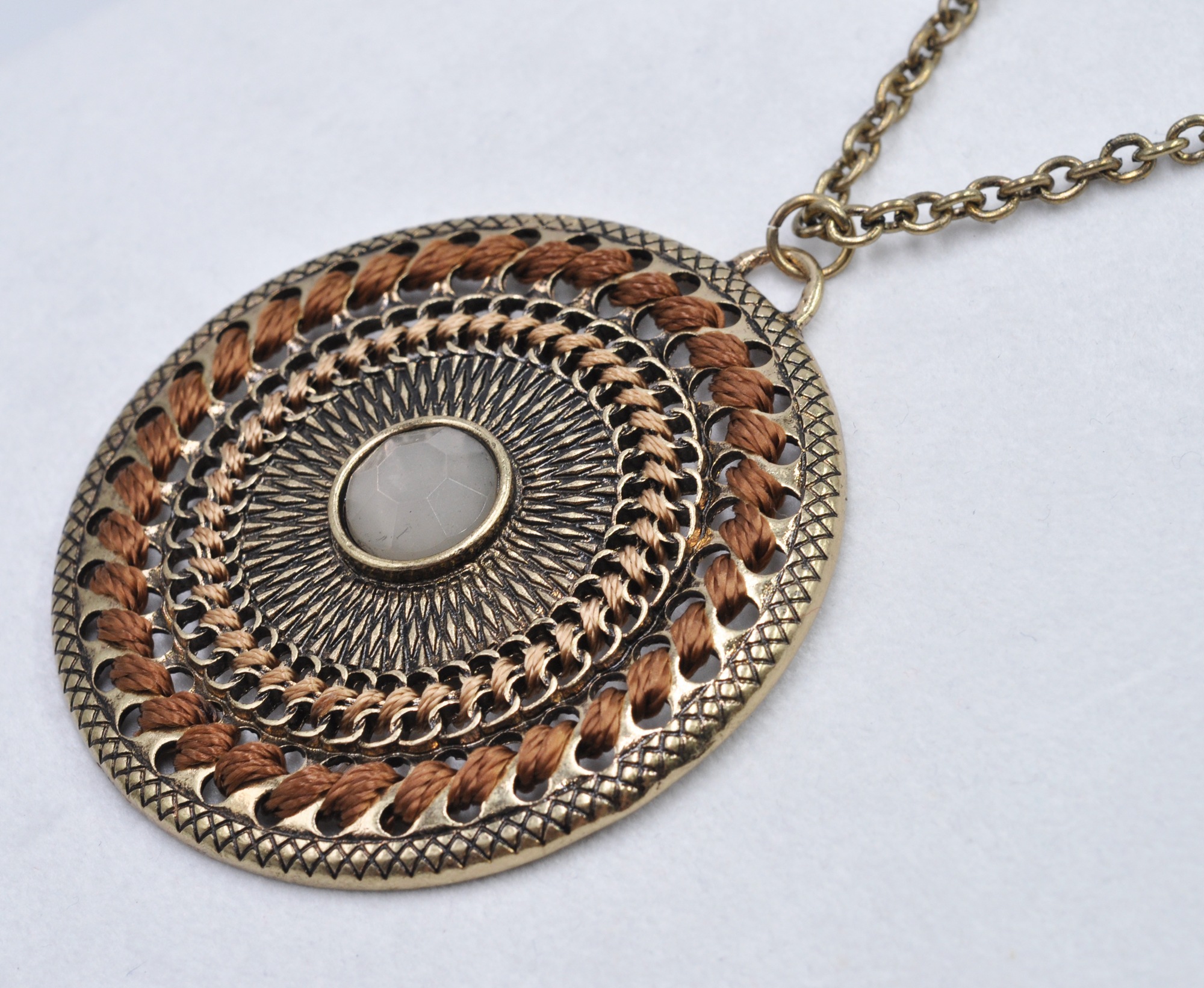Steuer Kette mit Anhänger »mit Mandala-Anhänger goldfarben mittig Glasstein«