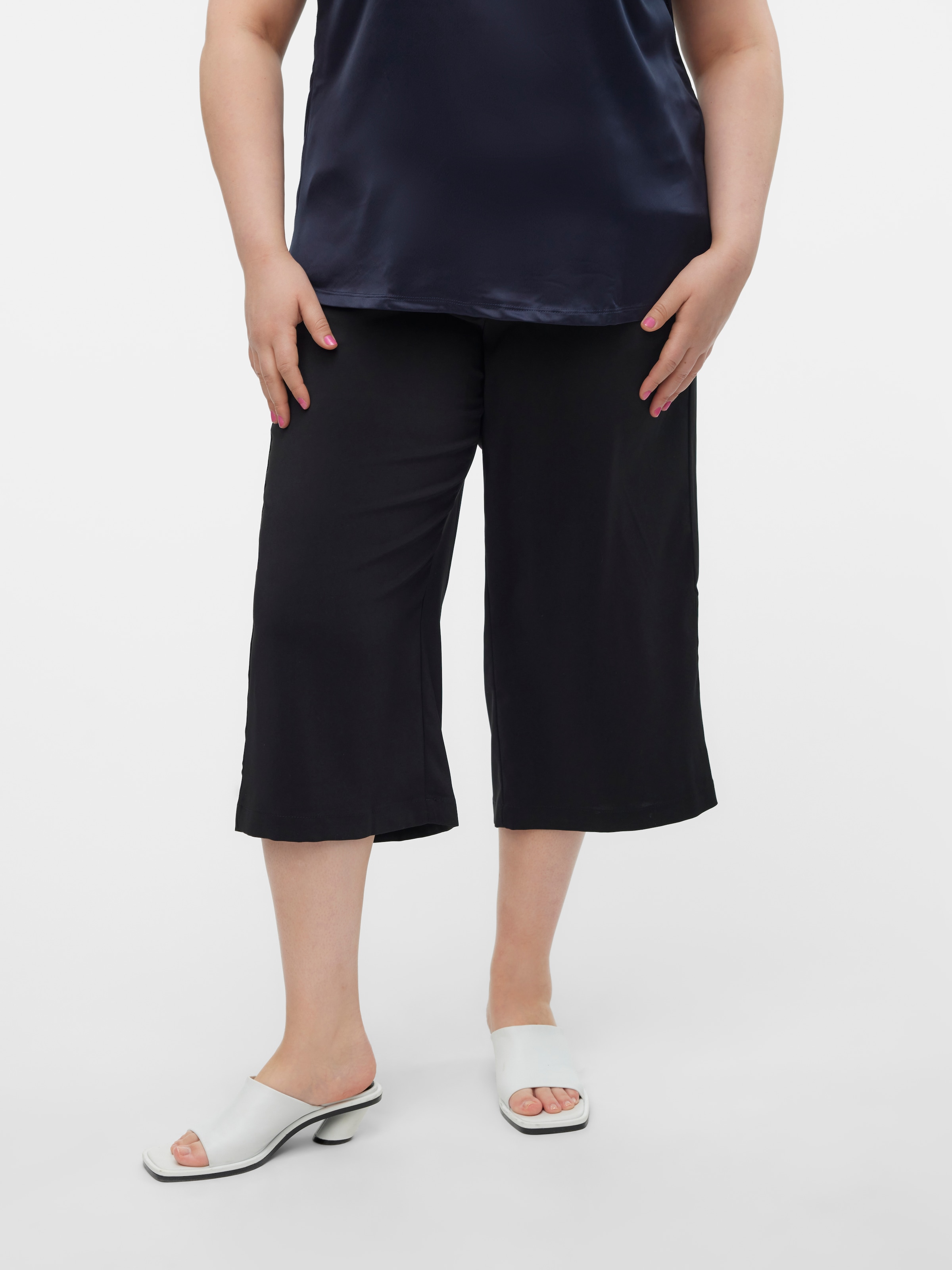 Vero Moda Curve Culotte »VMCOCO CULOTTE PANT WVN GA NOOS CUR«