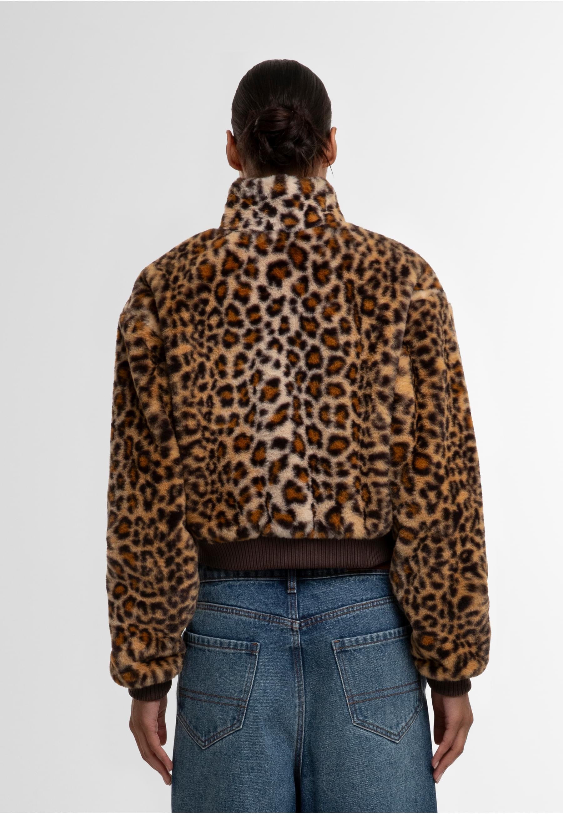URBAN CLASSICS Allwetterjacke »Urban Classics Ladies Cropped Faux Fur Leo Jacket«, (1 St.), ohne Kapuze