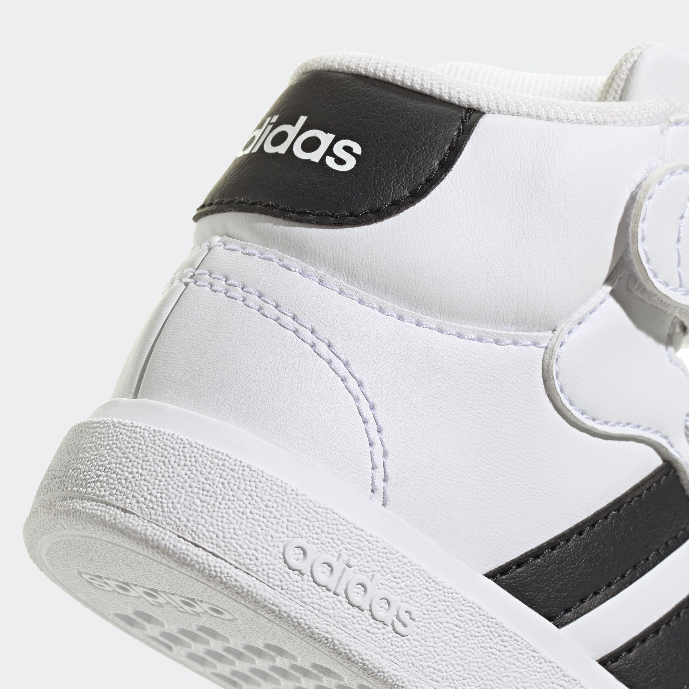 adidas Sportswear Sneaker »GRAND COURT MID KIDS«, Design auf den Spuren des adidas Superstar