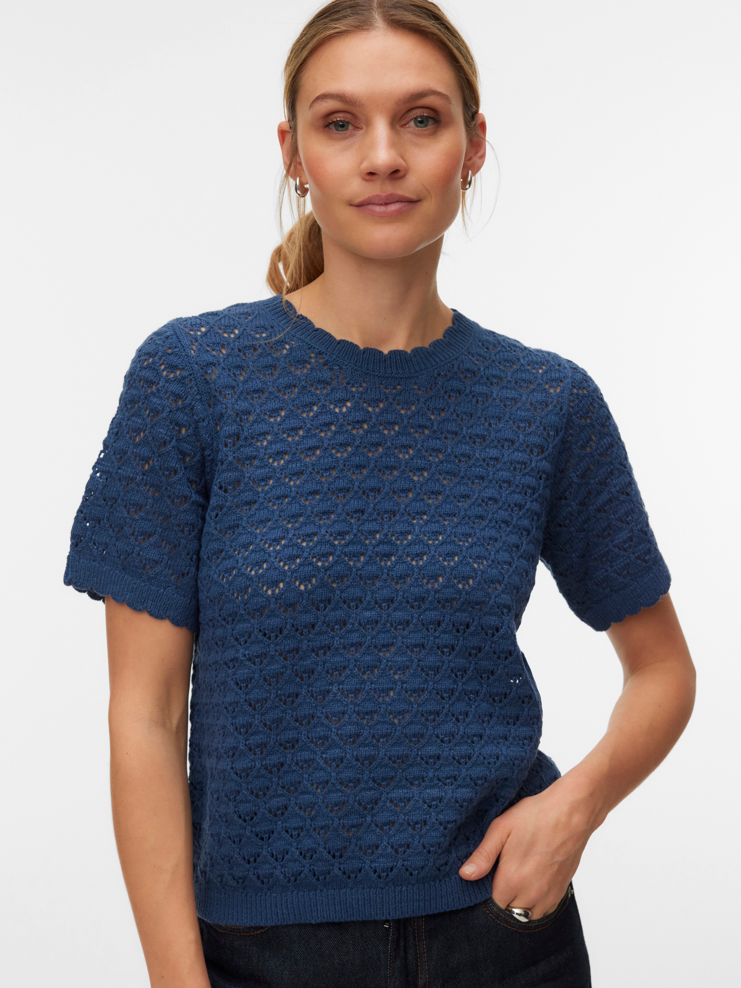 Vero Moda Stricktop "VMJAQUELINE SS O-NECK TOP BOO" mit zartem Muster