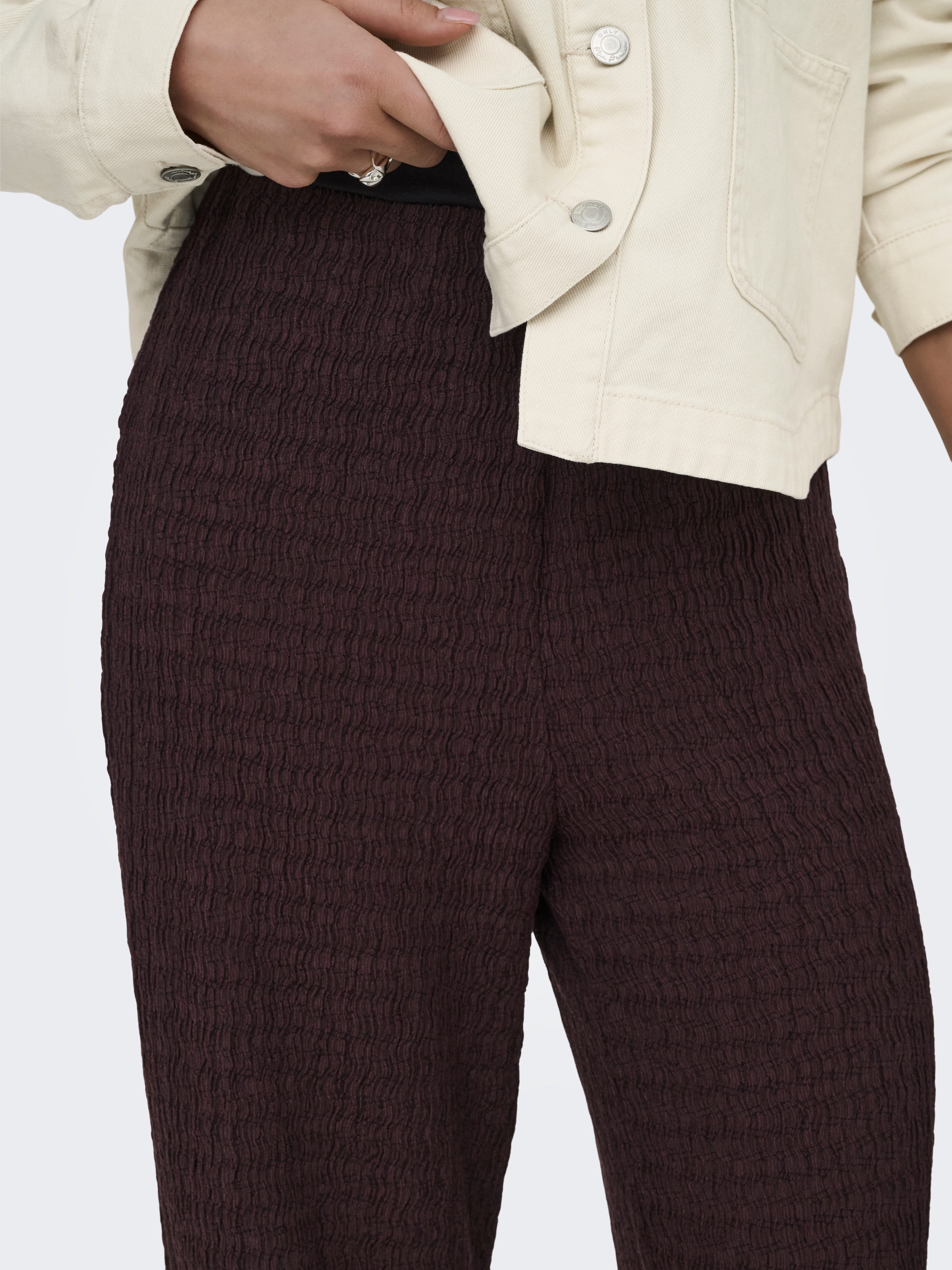 ONLY Schlupfhose »ONLILSE PANT STRUCTURE JRS NOOS«  Kunstfaser, regular fit