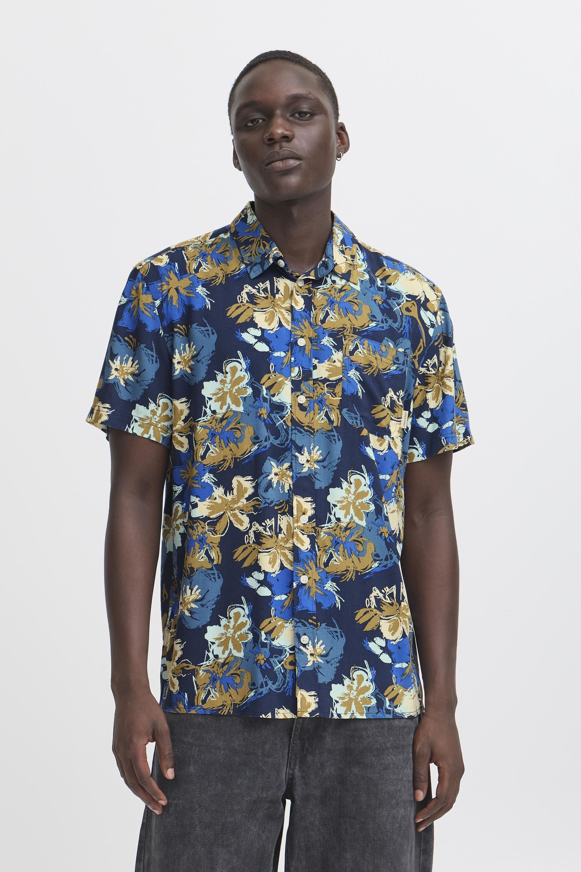 Blend Kurzarmhemd "BHAtle" Lässiges gemustertes Kurzarmhemd und Brusttasche günstig online kaufen