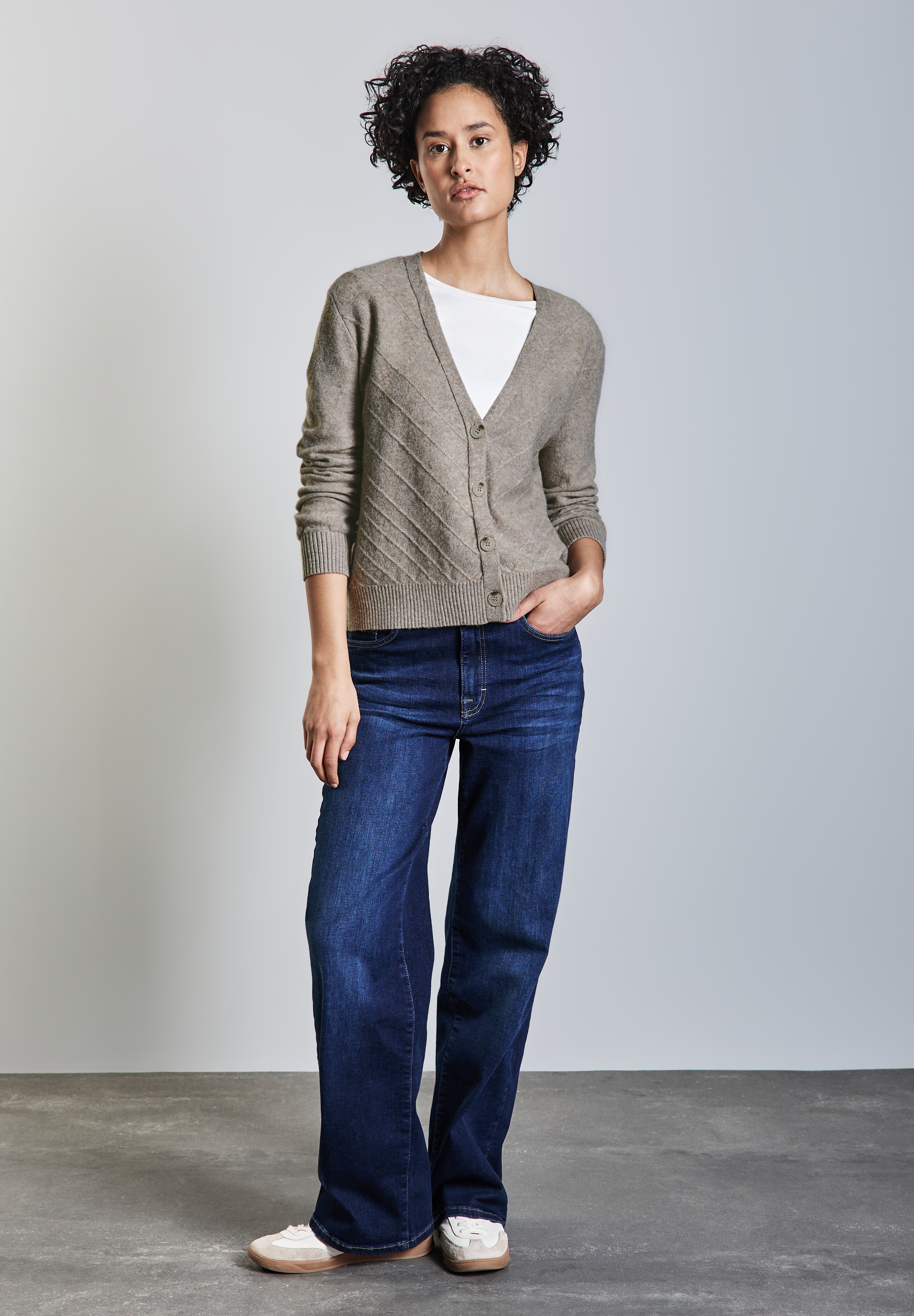 STREET ONE Cardigan, aus softem Materialmix