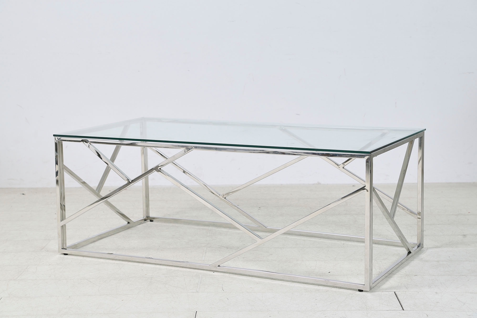 SalesFever Couchtisch "Couchtisch mit stilvoller Eleganz", Edelstahlgestell günstig online kaufen