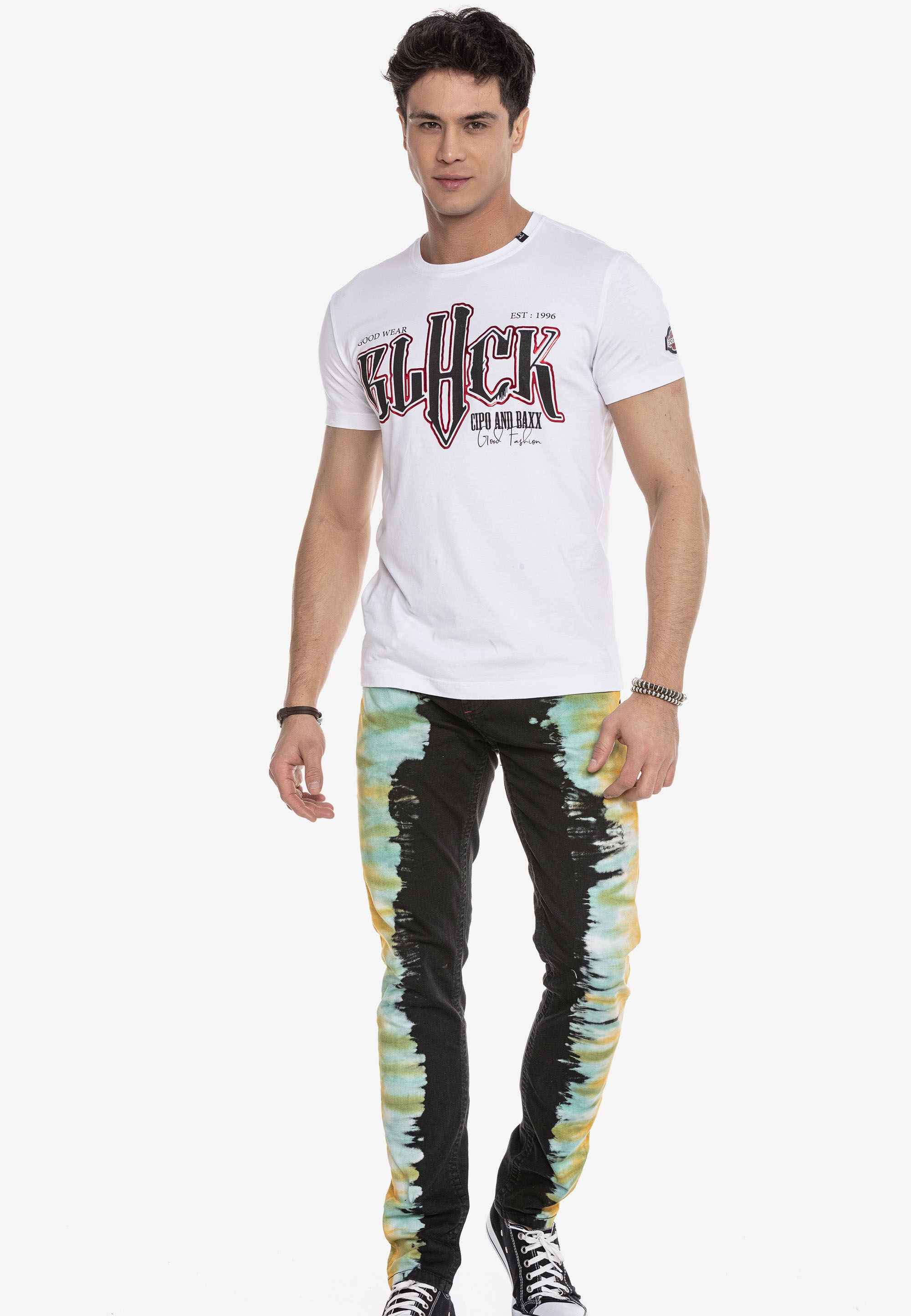 Cipo & Baxx T-Shirt »T-Shirt« mit großem Frontprint ein Highlight