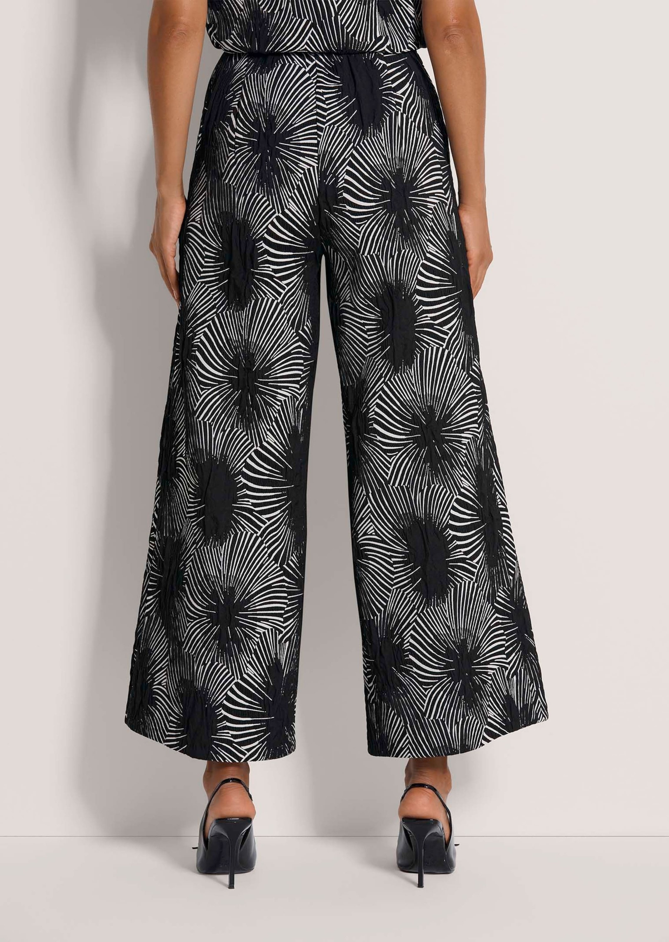 MADELEINE Culotte »Culotte Schlupfhose mit Blütenprint«