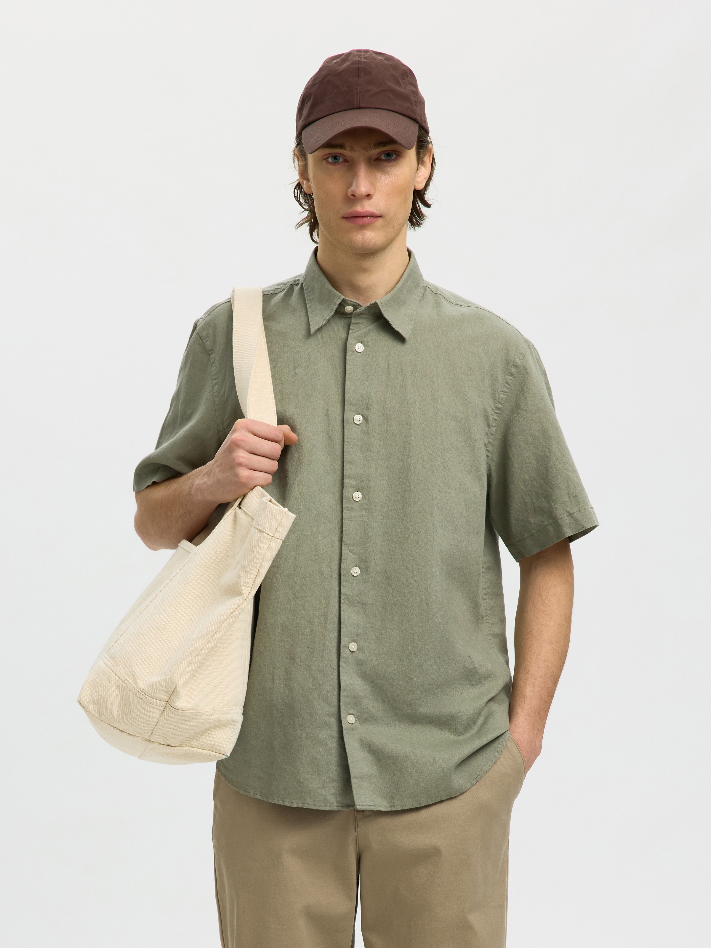 Langarmhemd SELECTED "SLHREGCLAY LINENBLEND SS SHIRT CLA NOOS", Herren, Gr. L, N-Gr, vetiver, Web, Obermaterial: 55% Leinen, 45% Baumwolle, unifarben, regular fit, Hemden