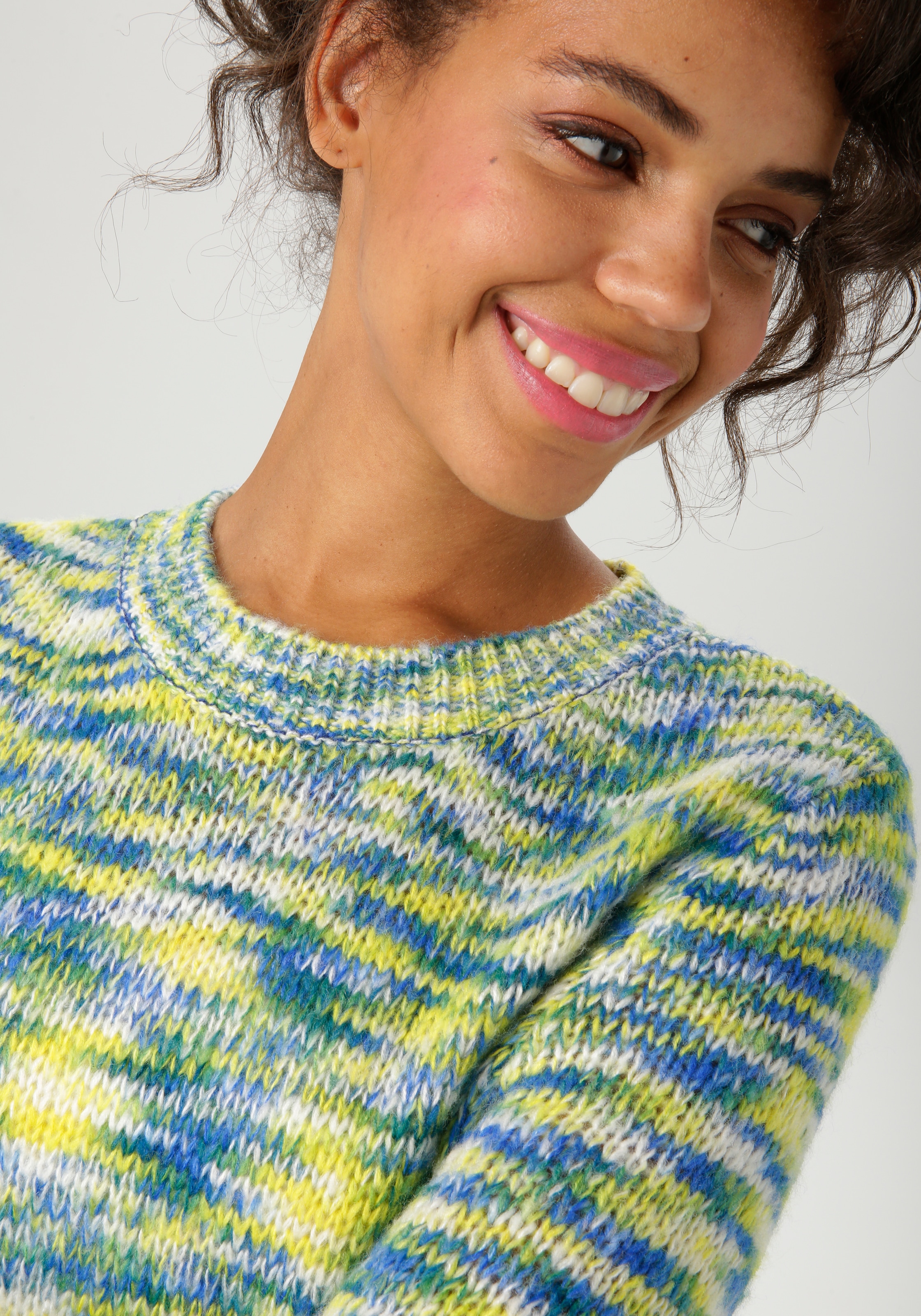 Aniston CASUAL Strickpullover, aus trendigem Multicolor-Garn -jedes Teil ein Unikat - NEUE KOLLEKTION