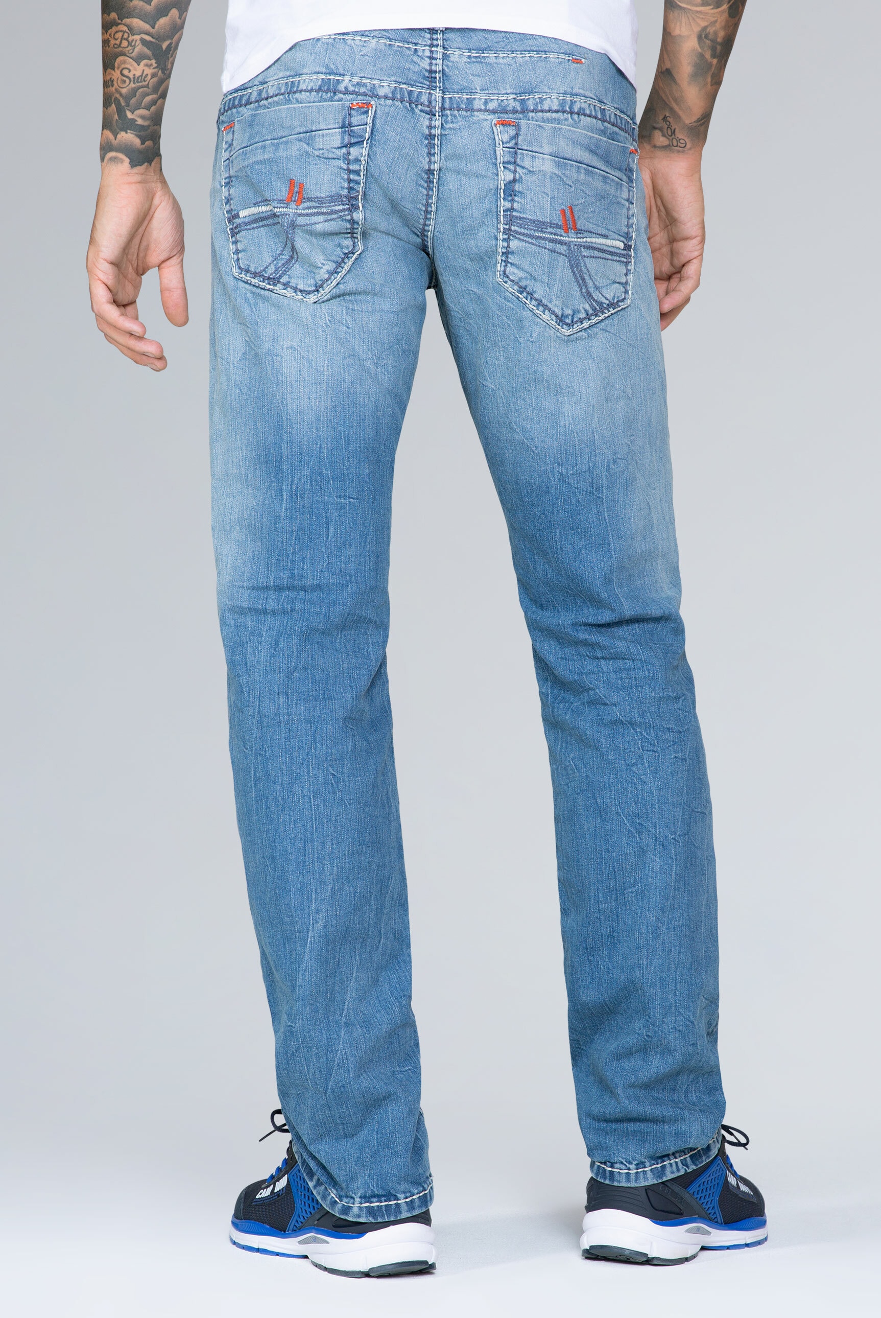 CAMP DAVID Comfort-fit-Jeans, mit Kontrast-Steppungen