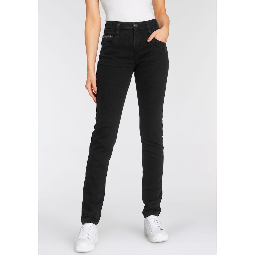 Herrlicher High-waist-Jeans »RADINA RECYCLED DENIM«, mit leichtem Push-Up-Effekt