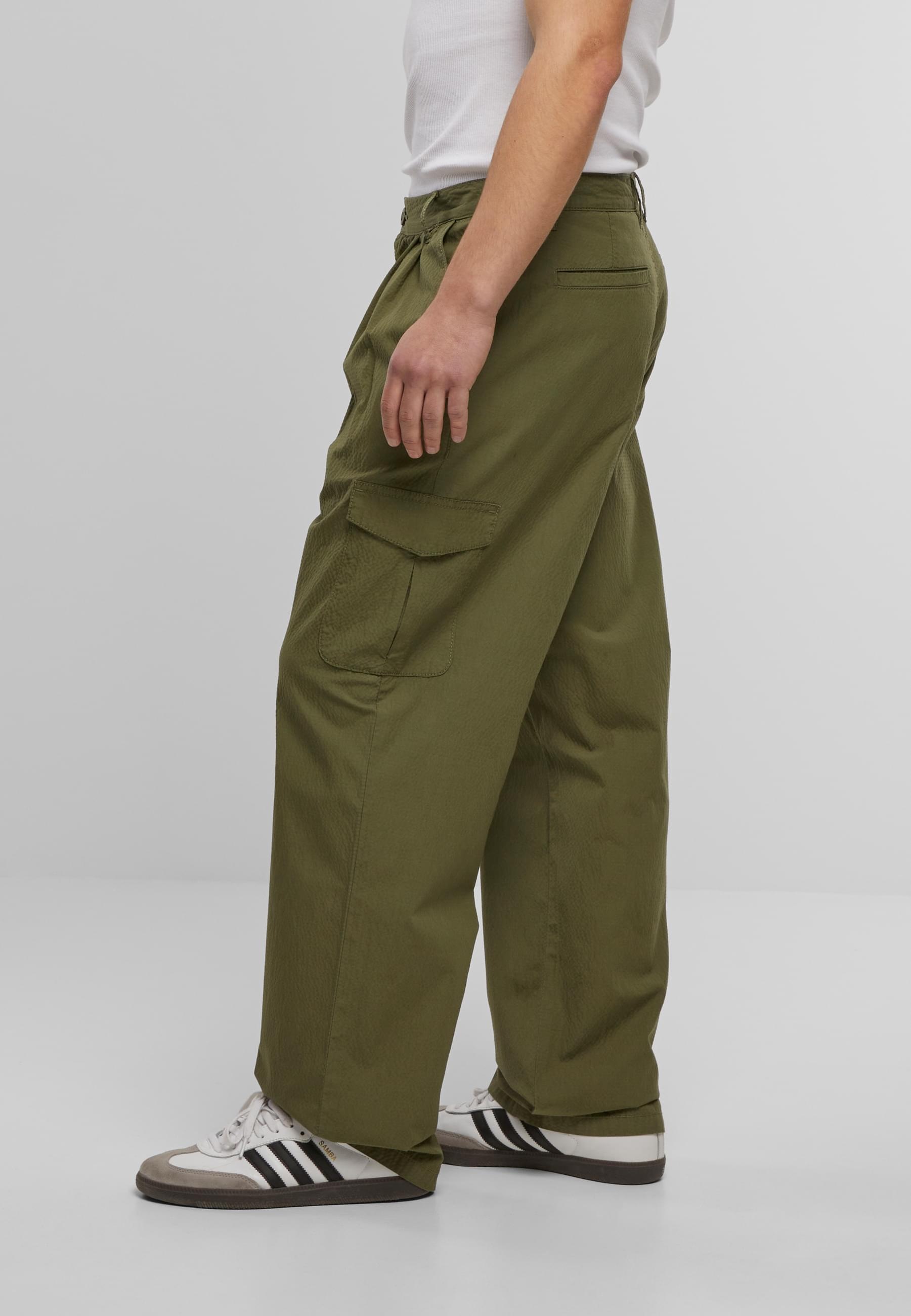URBAN CLASSICS Cargohose »Urban Classics Wide Pleated Cargo Pants«, (1 tlg.)