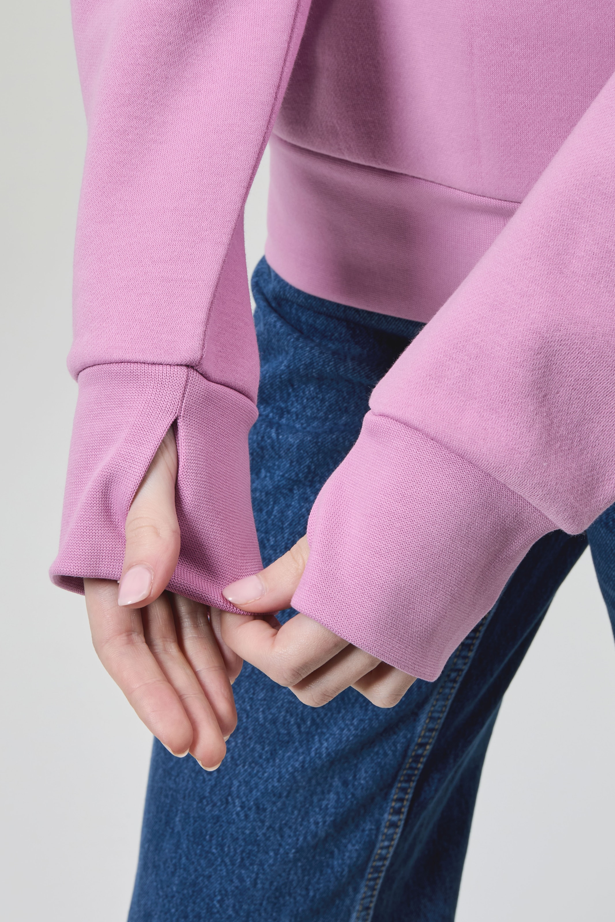 Bench. Kapuzensweatshirt »MIAO_HOODY«
