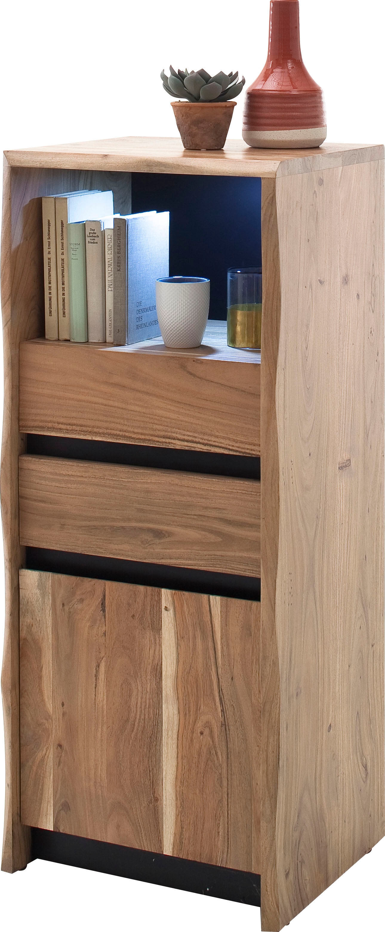 MCA living Hochkommode »Calabria«, Massivholz Vintage in Akazie Natur lackiert, Artikel montiert