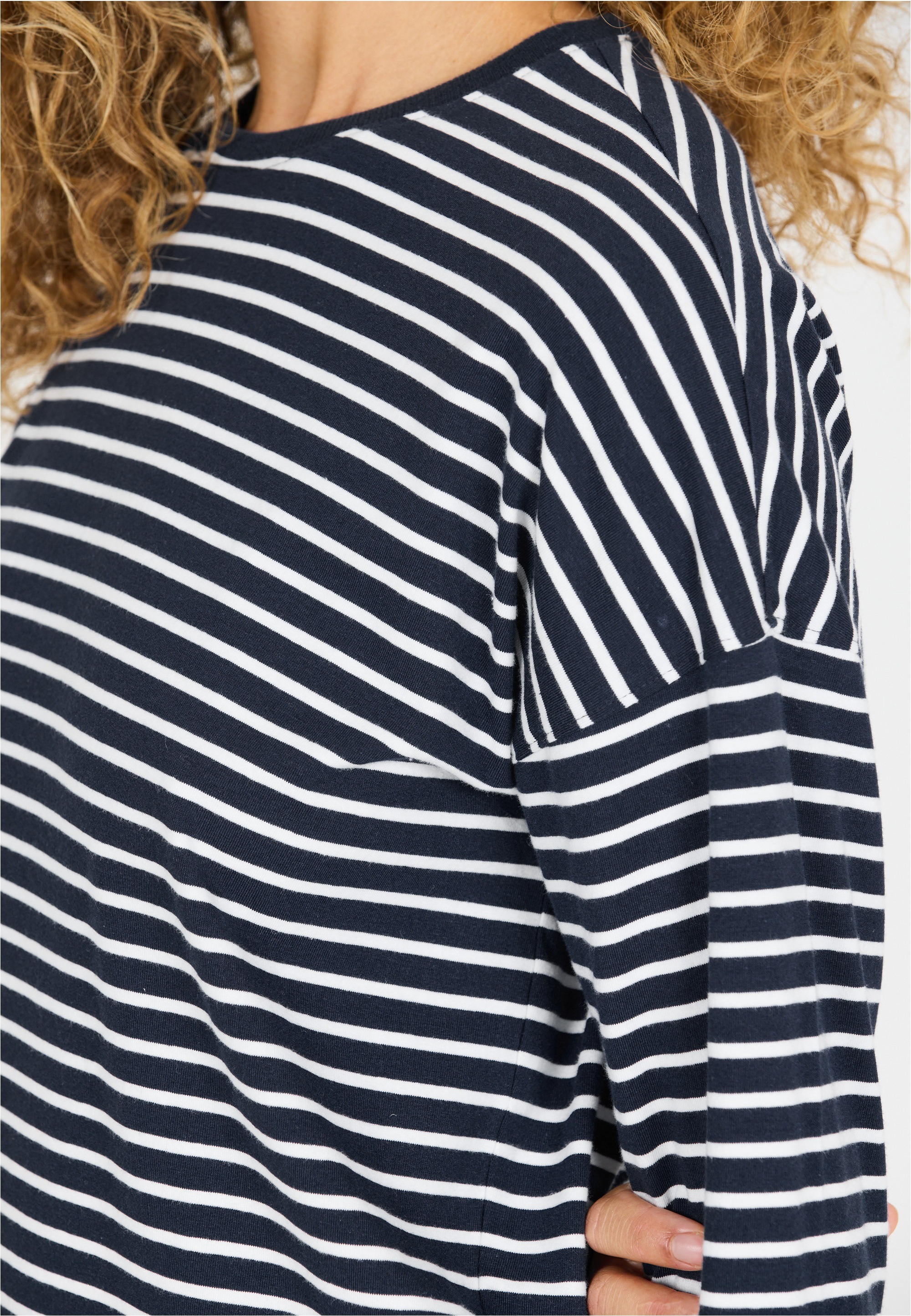 CRUZ Outdoorbluse »Bellbird«, im stilvollen Drop-Shoulder-Look
