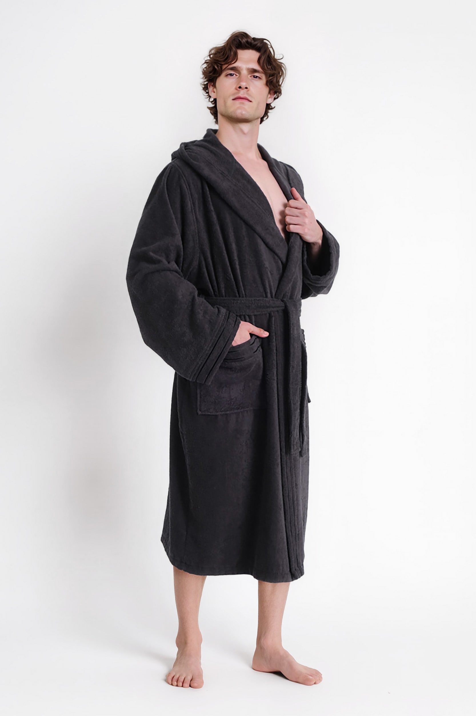 Bruno Banani "Clement, ideal für Sauna & Spa, Hotelbademantel, Morgenmantel" 1 Stk. 100% Baumwolle, einfarbig, glänzende Streifen-Bordüre, Taschen, S-4XL
