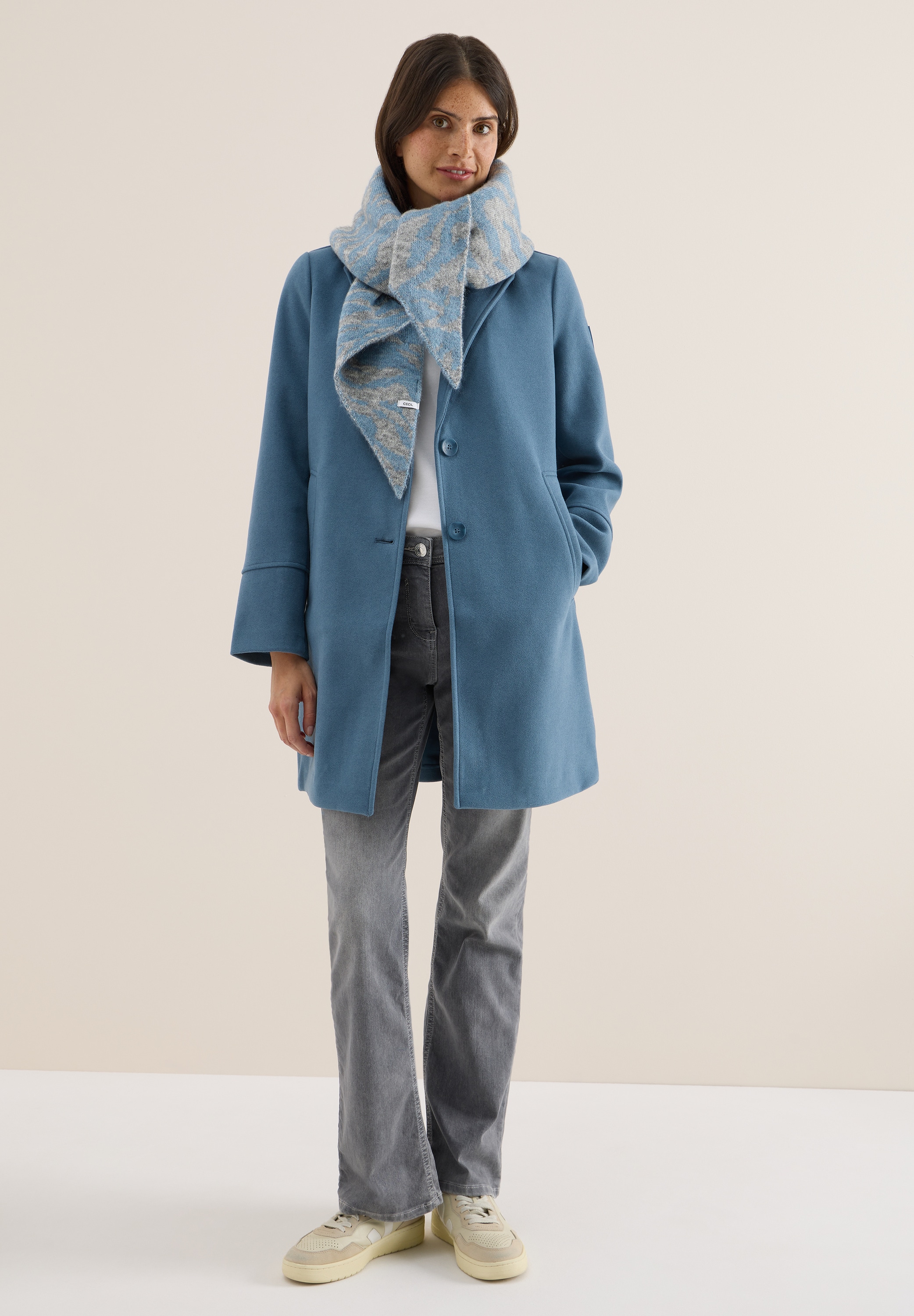 Cecil Halstuch, softer Materialmix
