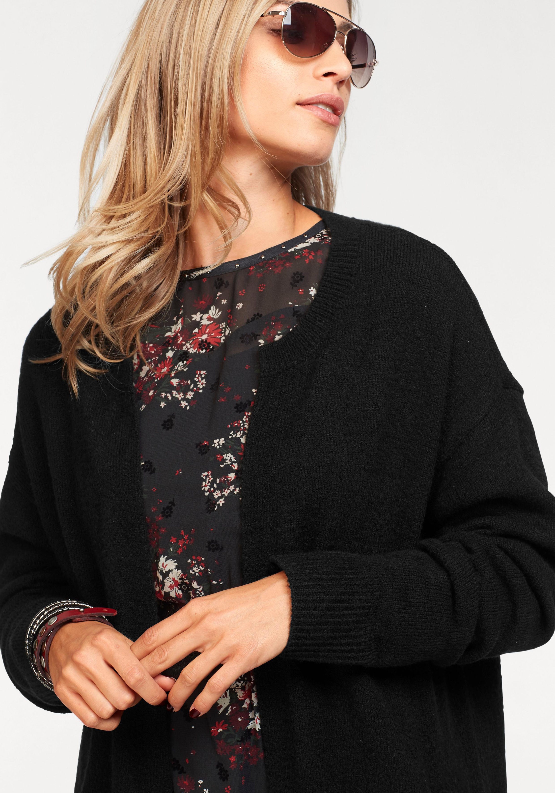 mit kaufen CASUAL Strickjacke BAUR | online Langen Aniston Ärmeln