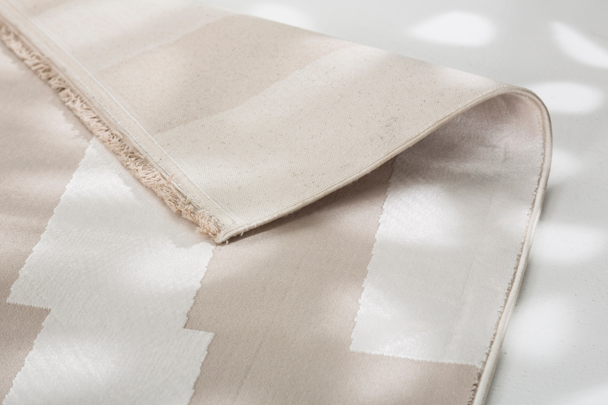 SCHÖNER WOHNEN-Kollektion Teppich »Magic 6104« rechteckig 7 mm Höhe Hoch Tief Struktur, mit Viskose, weich und glänzend