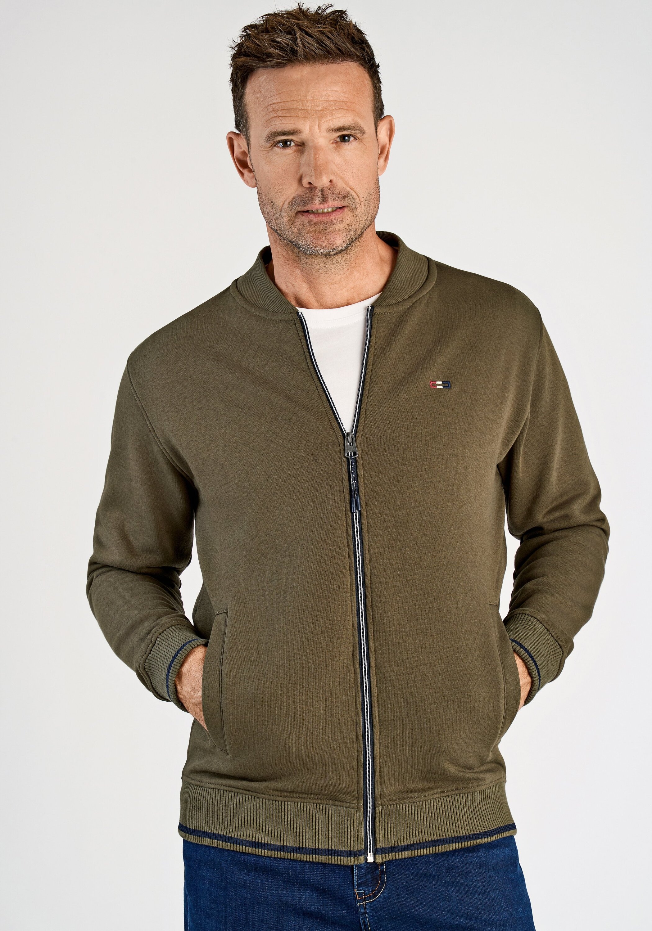 BISON Strickjacke "Cardigan Comfort Fit" günstig online kaufen